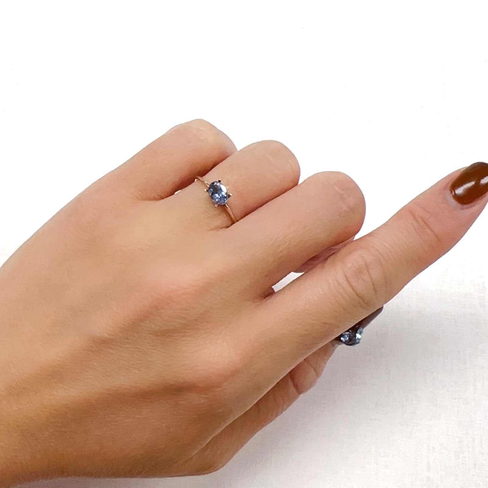 バイカラータンザナイト(宝石名タンザナイト)タンザニア産 0.46ct 識別済[231024011]6.1x4.4mm前後