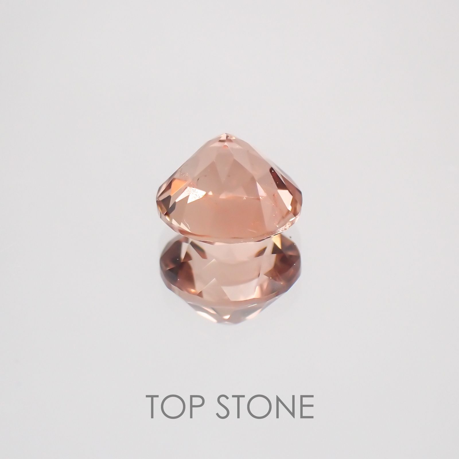 オレゴンサンストーン アメリカ産 ルース 0.78ct[210410389]6.1×6mm前後