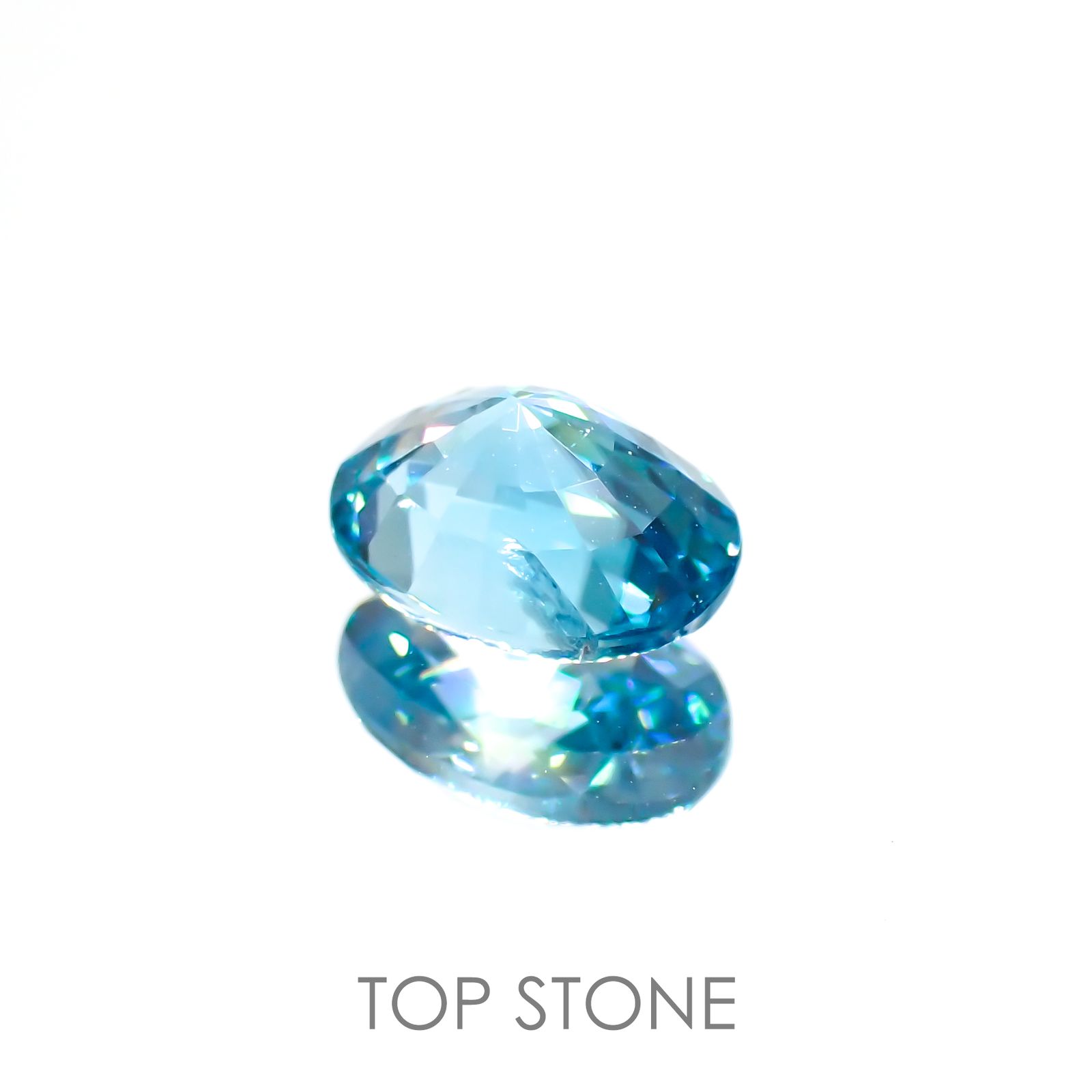 ブルージルコン(宝石名ジルコン) カンボジア産 1.85ct 識別済[20063297]7.9×6mm前後