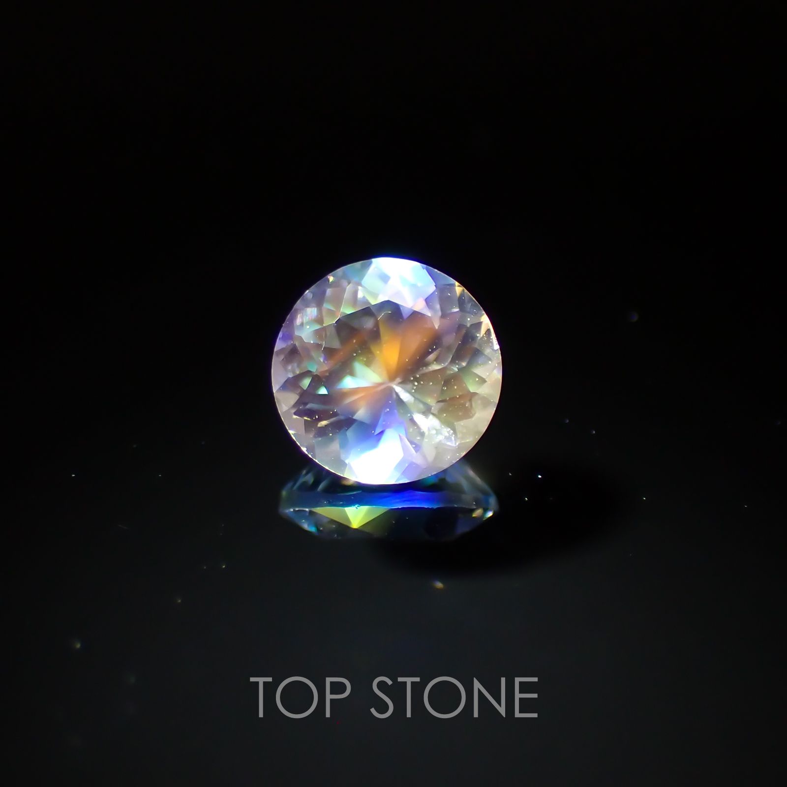 レインボームーンストーン(アンデシンラブラドライト) マダガスカル産 ルース 0.3ct[210310115]4.6×4.6mm前後
