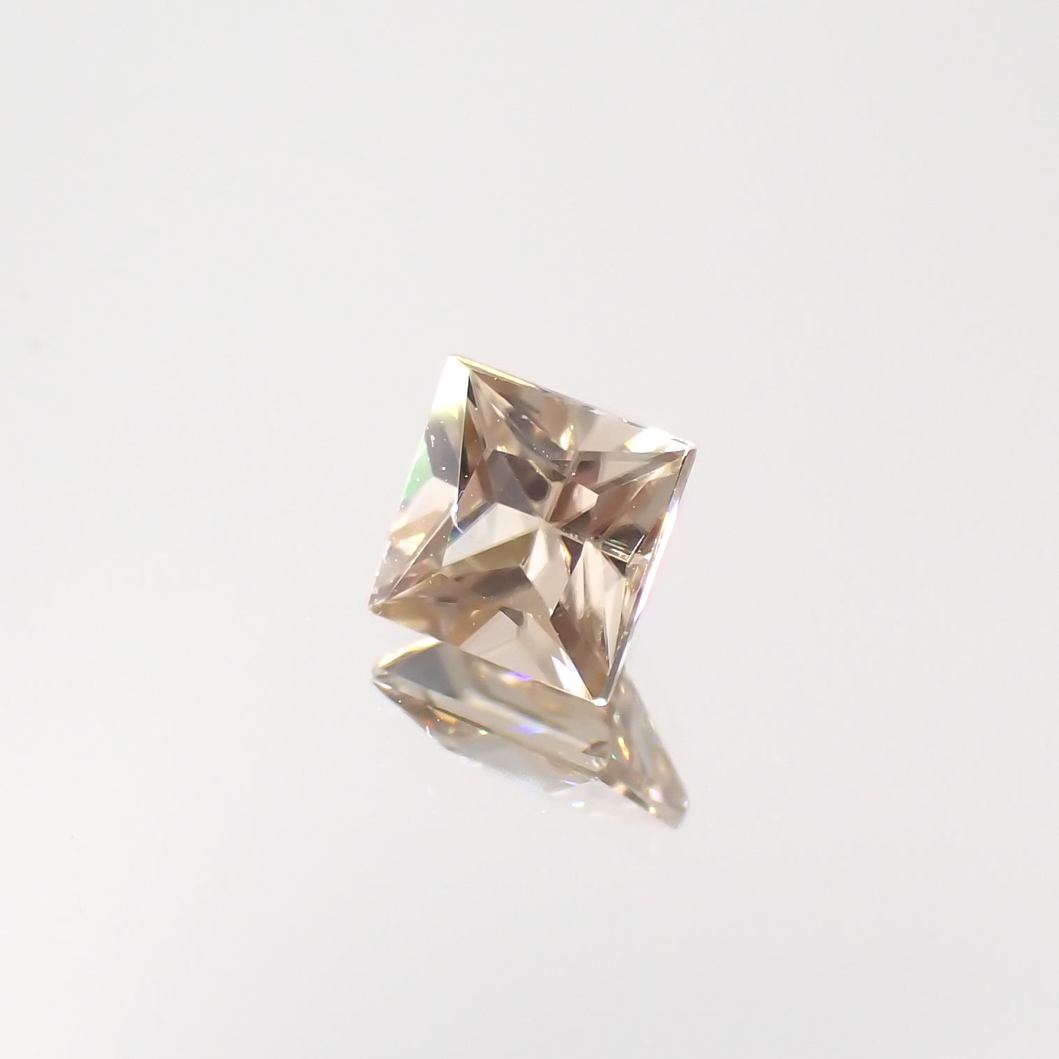 ◇プリンセスカット◇シャンパンカラージルコン スリランカ/カンボジア産 0.53ct[230421644]4x3.9mm前後