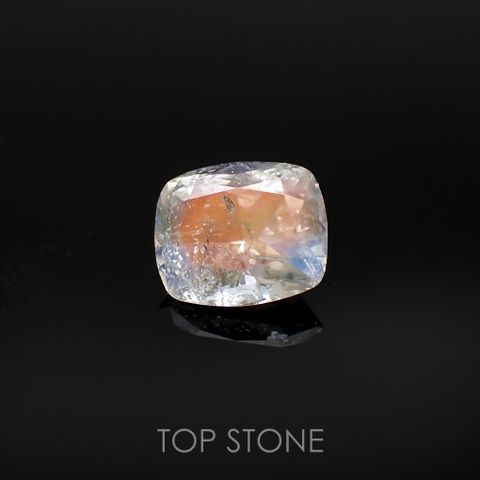 レインボームーンストーン(宝石名ラブラドライト)タンザニア産 1.15ct 識別済[220817472]7.6x4.6mm前後