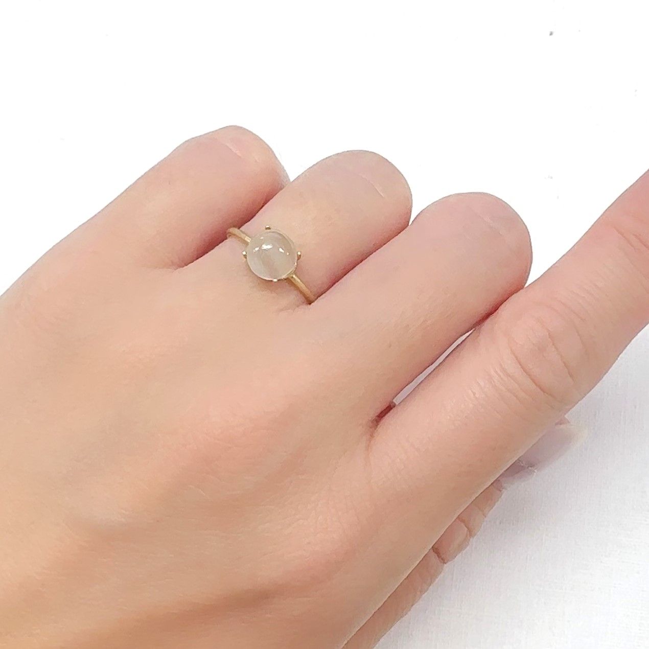 ムーンストーンキャッツアイ インド産 1.34ct[240527741]7x7mm前後
