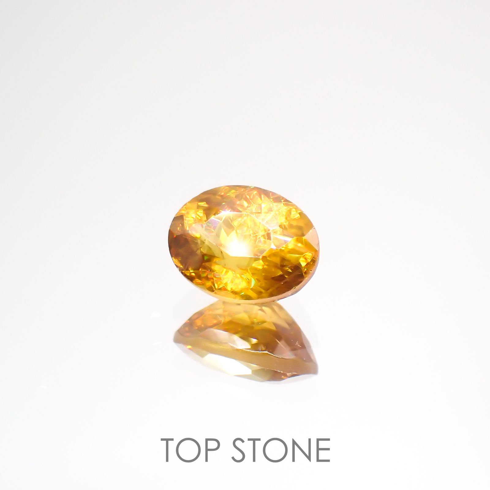 ゴールデンスフェーン マダガスカル産 ルース 1.48ct[210812759]7.8×5.7mm前後