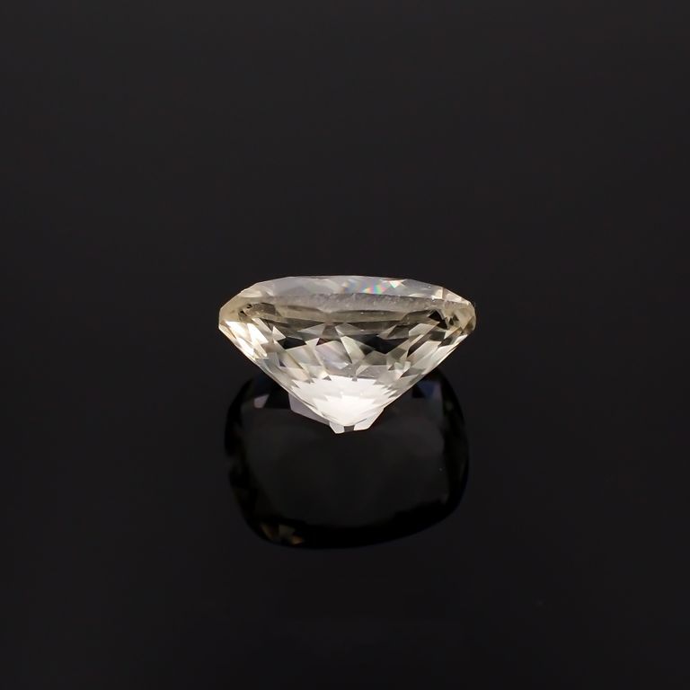 アラゴナイト フォスフォレッセンス(宝石名フォスフォレッセンス・アラゴナイト)チェコ共和国産 2.21ct 識別済[221119081]9.2x7.7mm前後