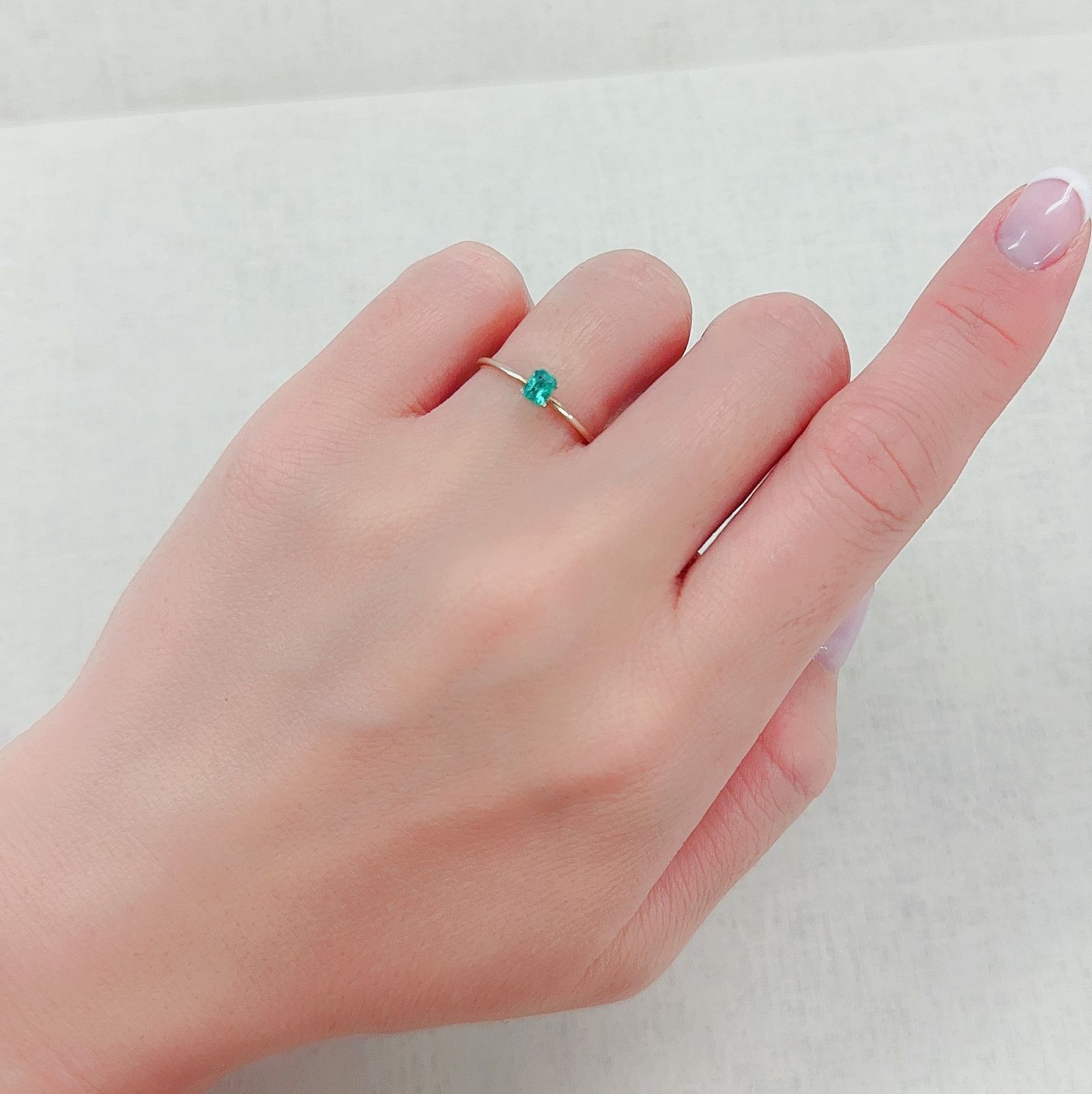 エメラルド コロンビア産 0.17ct [230421718]3.8x3mm前後