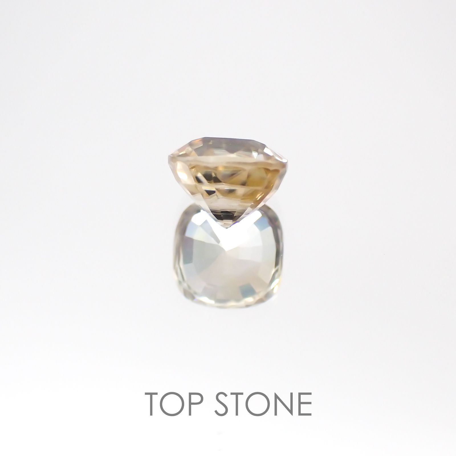 イエロージルコン スリランカ・カンボジア産 ルース 1.95ct[21038240]6.3×6.3mm前後