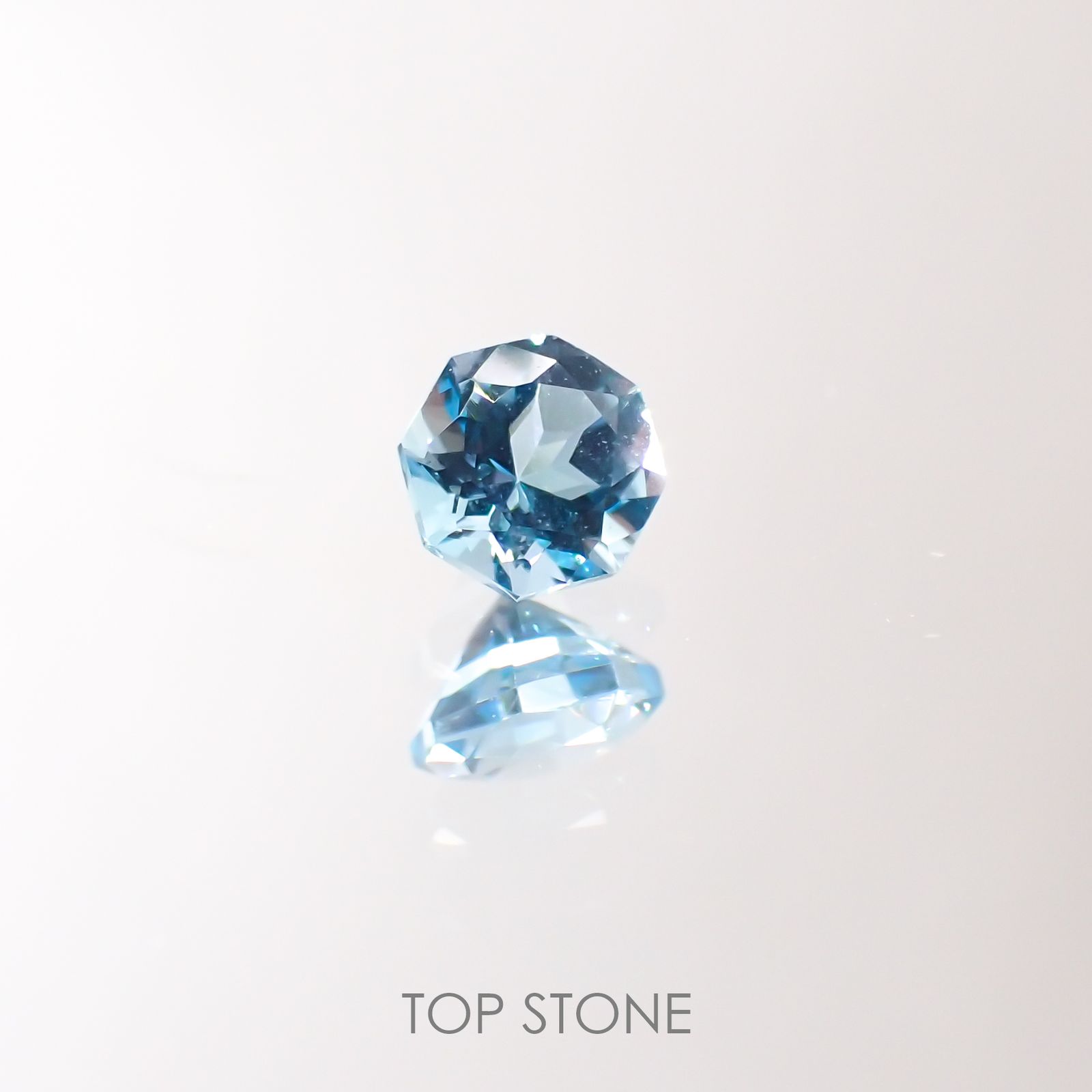 ◇オクタゴンカット◇スイスブルートパーズ(宝石名ブルー・トパーズ)ブラジル産 0.35ct 識別済[220113905]4x4mm前後
