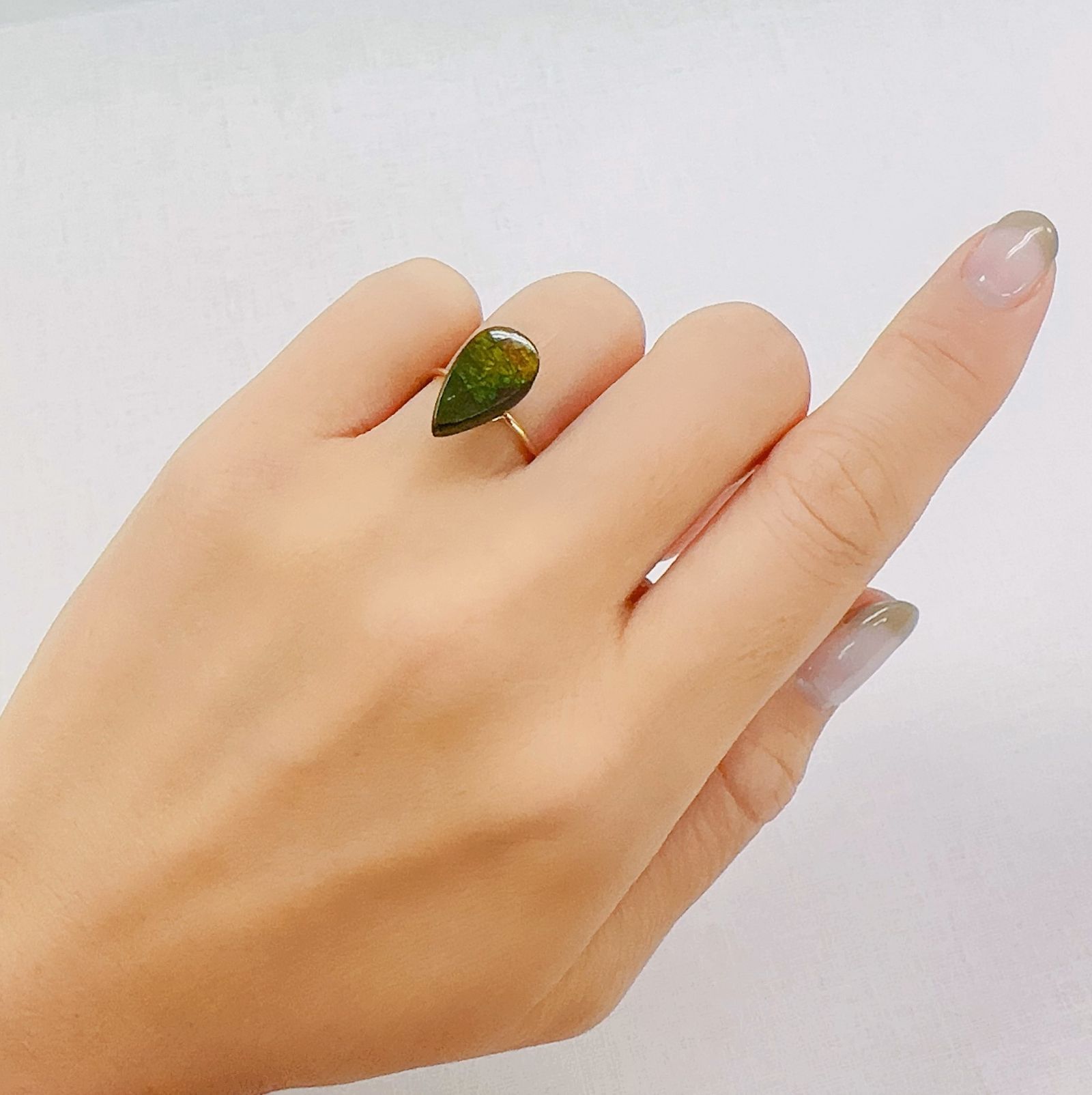 アンモライト トリプレット カナダ産 5.00ct[230823111]14.8x8.2mm前後