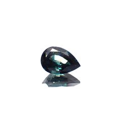 ベキリーブルーガーネット（カラーチェンジガーネット アレキタイプ） マダガスカル・ベキリー産 0.58ct [241029380]6.3x4.3mm前後
