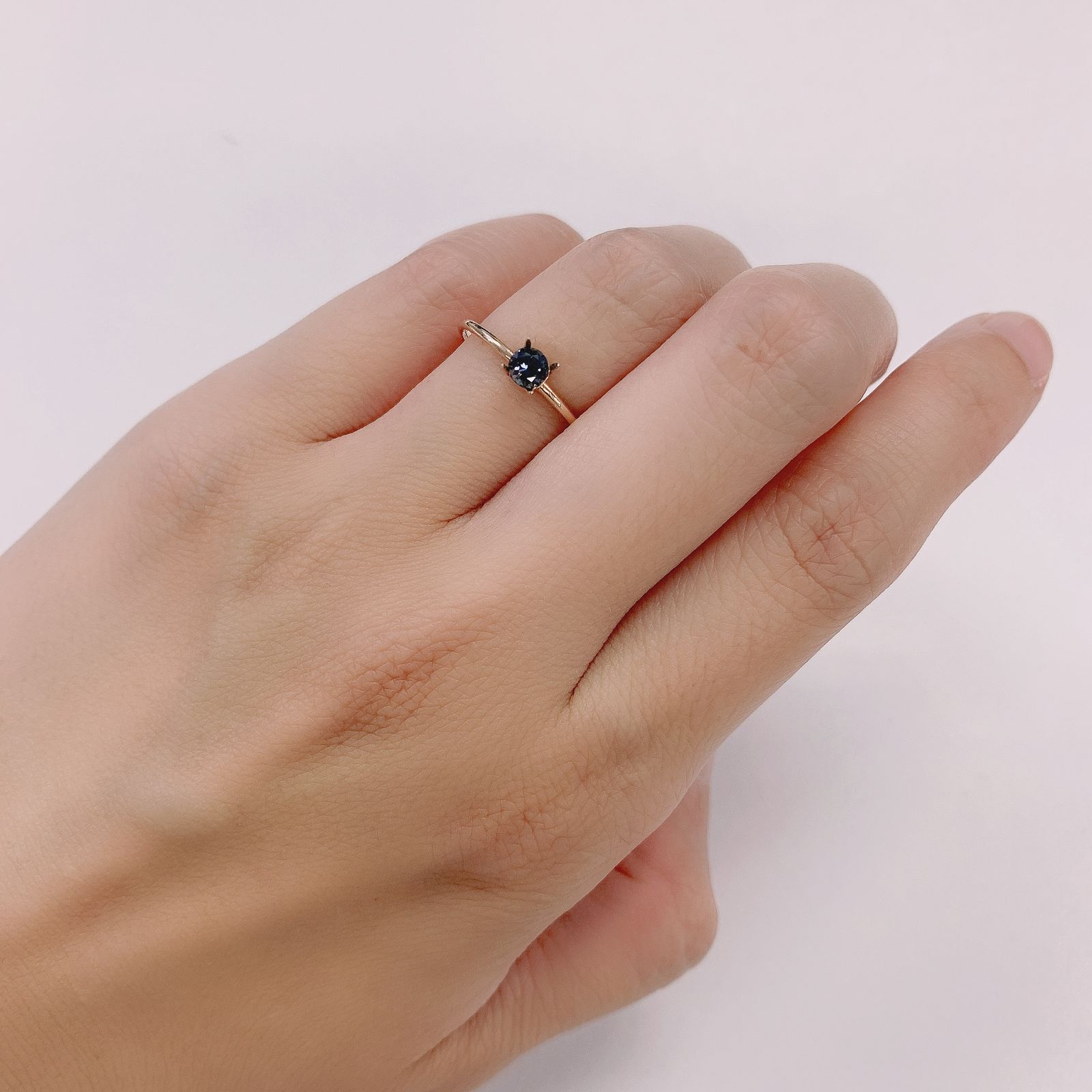 グレースピネル ビルマ産 ルース 0.21ct[210813127]3.6×3.6mm前後