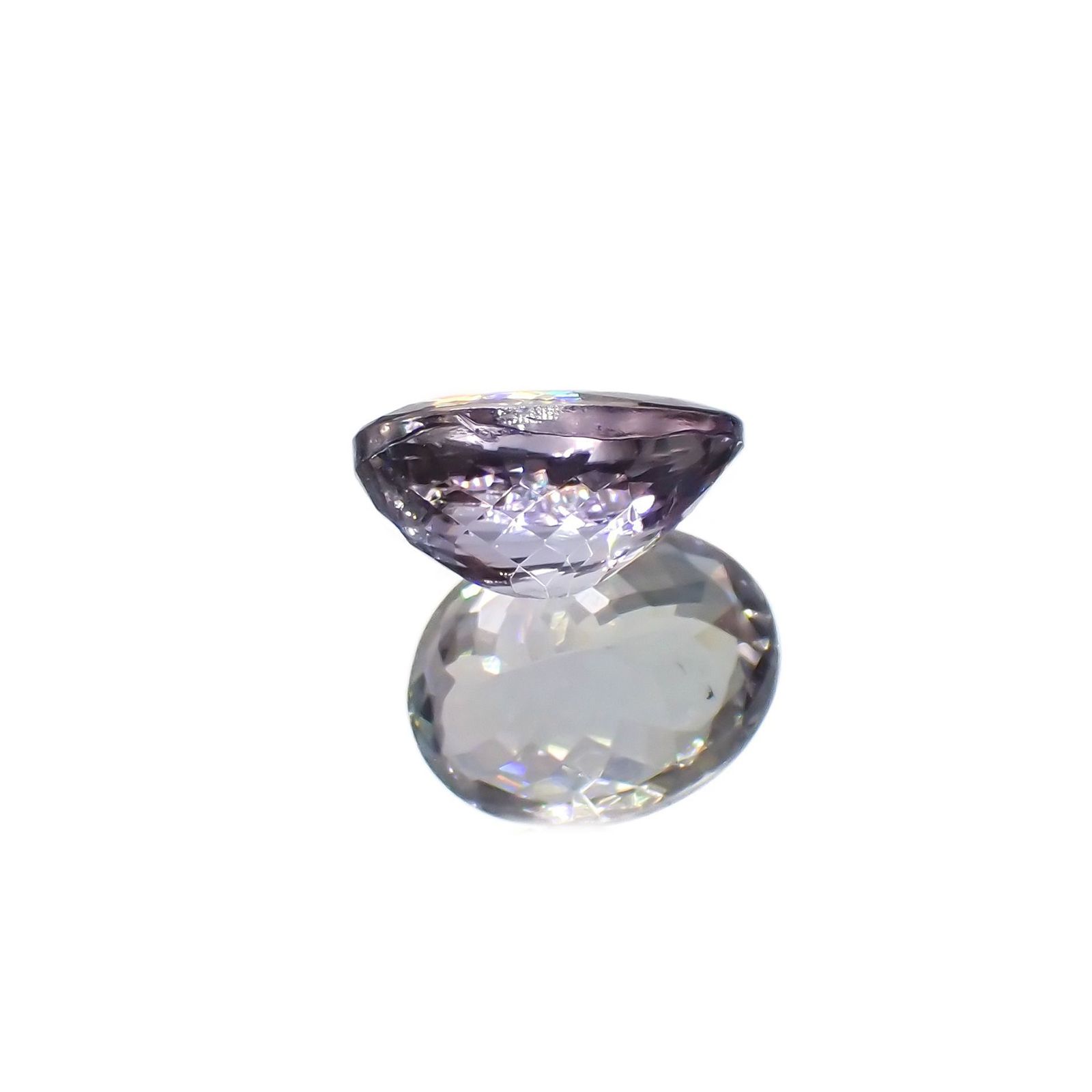 バイカラータンザナイト(宝石名ゾイサイト)タンザニア産 識別済 3.29ct / 10.4x8.2mm前後 [221119004]