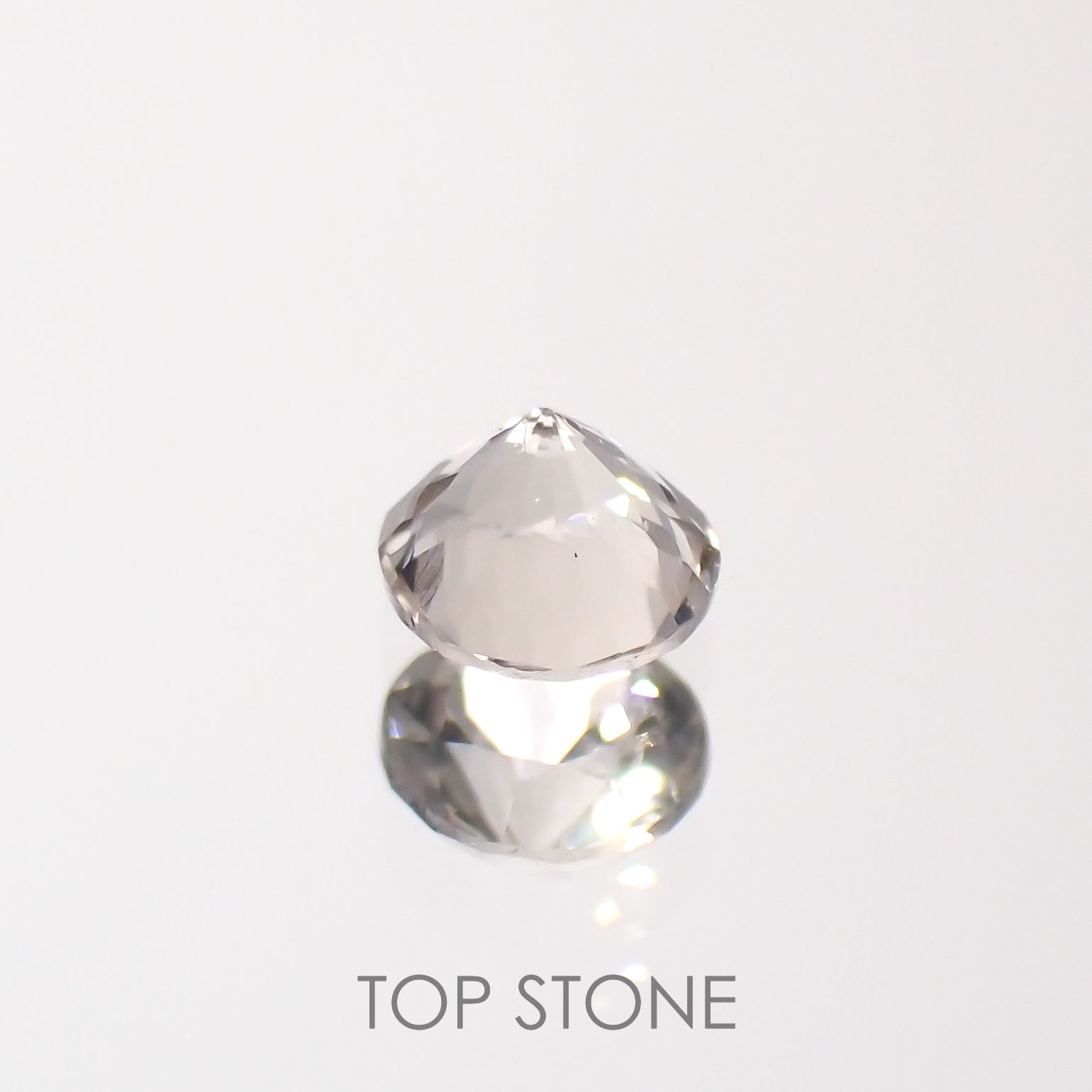 サニディン(宝石名サニディン)ドイツ産 0.093ct 識別済[221018941]3x2.9mm前後