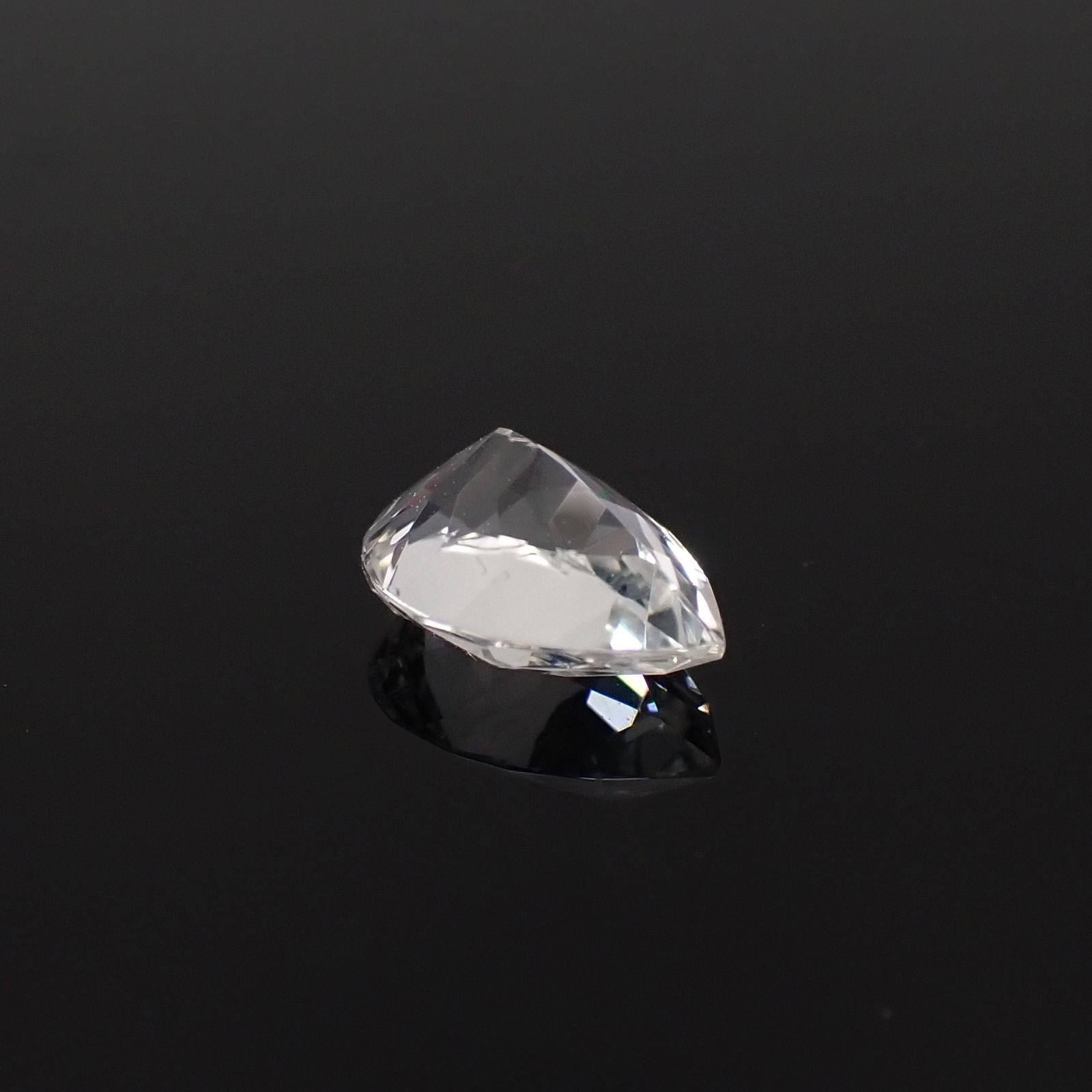 フェナカイト ウクライナ産 0.83ct[231224945]7.5x5.3mm前後