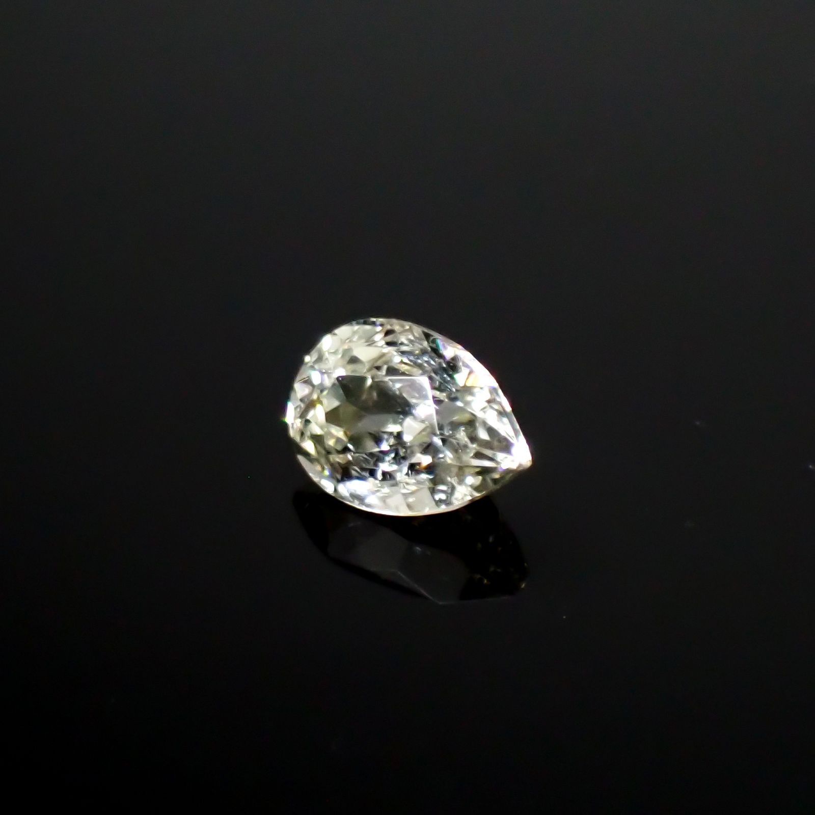 リューコガーネット ビルマ産 0.46ct[240728476]5.3x3.8mm前後