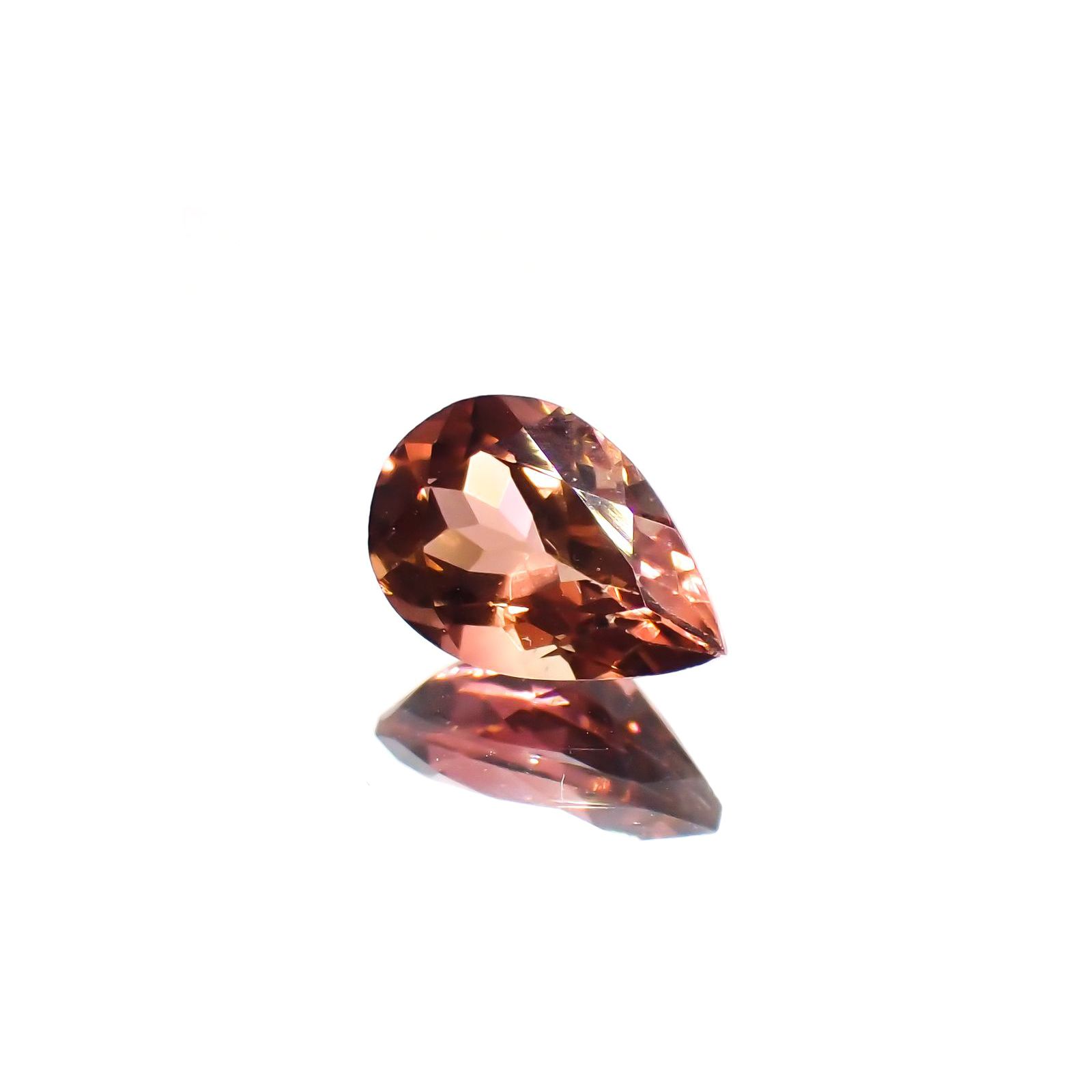 バイカラートルマリン(宝石名トルマリン)コンゴ産 1.26ct 識別済[250114996]9x6.1mm前後