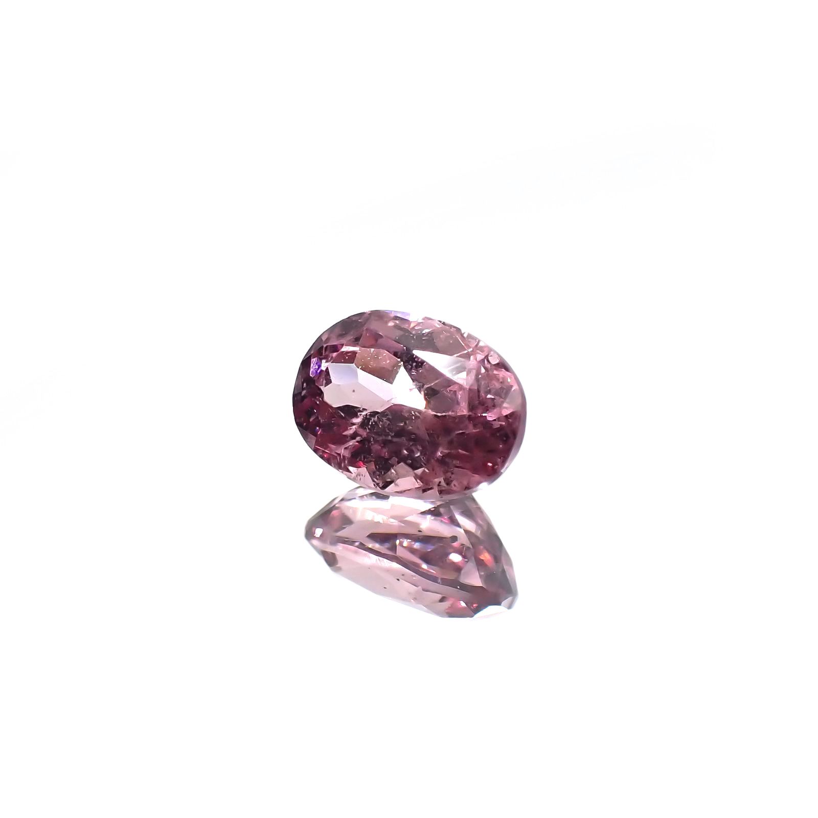 カラーシフト マラヤガーネット(宝石名ガーネット) タンザニア産 1.39ct 識別済[210711882]7.3×5.3mm前後
