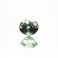 アレキサンドライト(宝石名アレキサンドライト) マダガスカル産 0.304ct ソ付(彩珠)[20117003]4×3.4mm前後