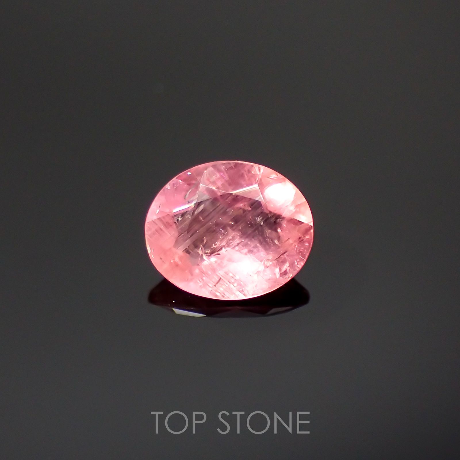 ペツォッタイト ソーティング付き マダガスカル産 ルース 0.347ct[210812614]5.1×4.2mm前後