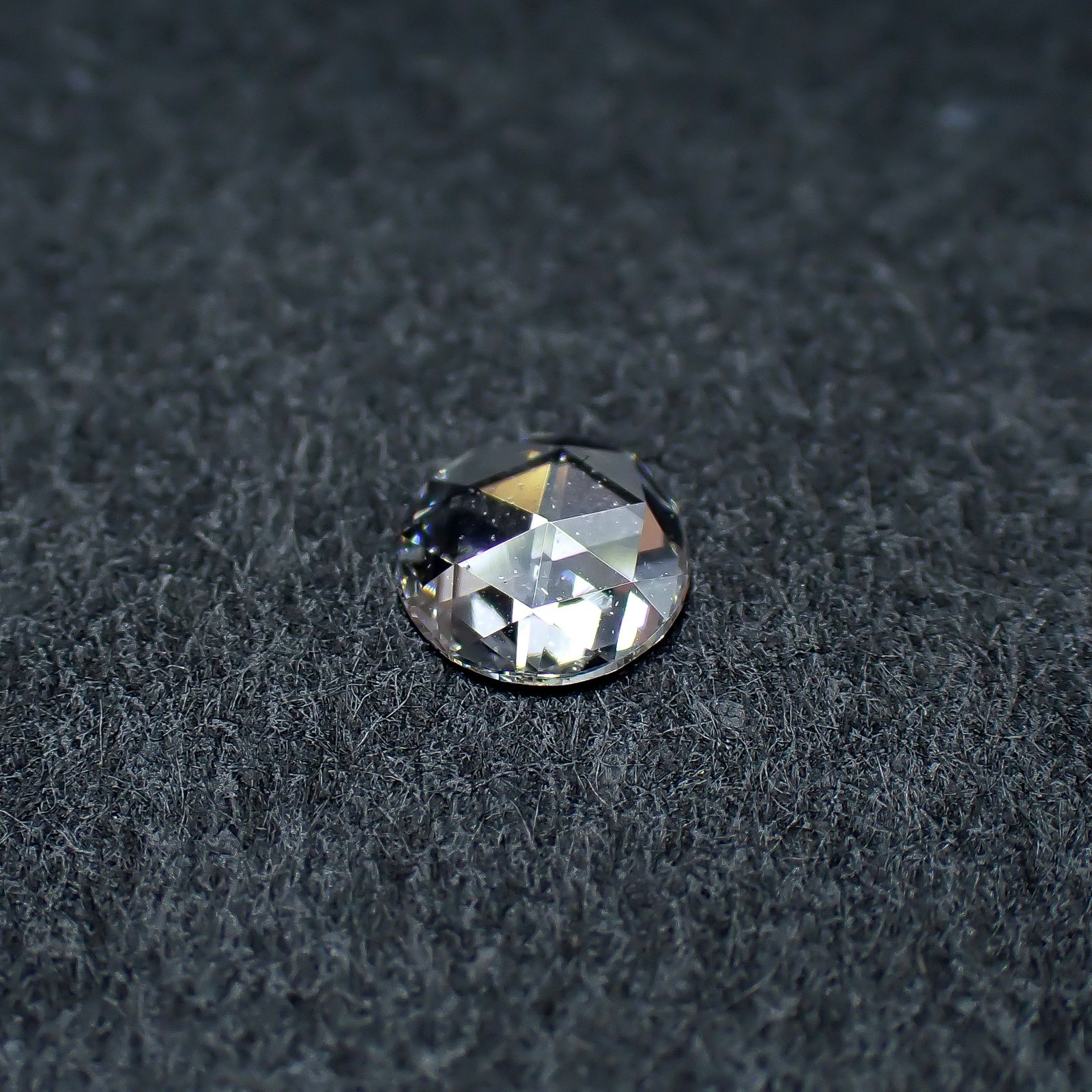 ◇ローズカット◇ダイヤモンド SI-VS | D-G 南アフリカ産 0.049ct / 2.9x2.9mm前後 [260932907]