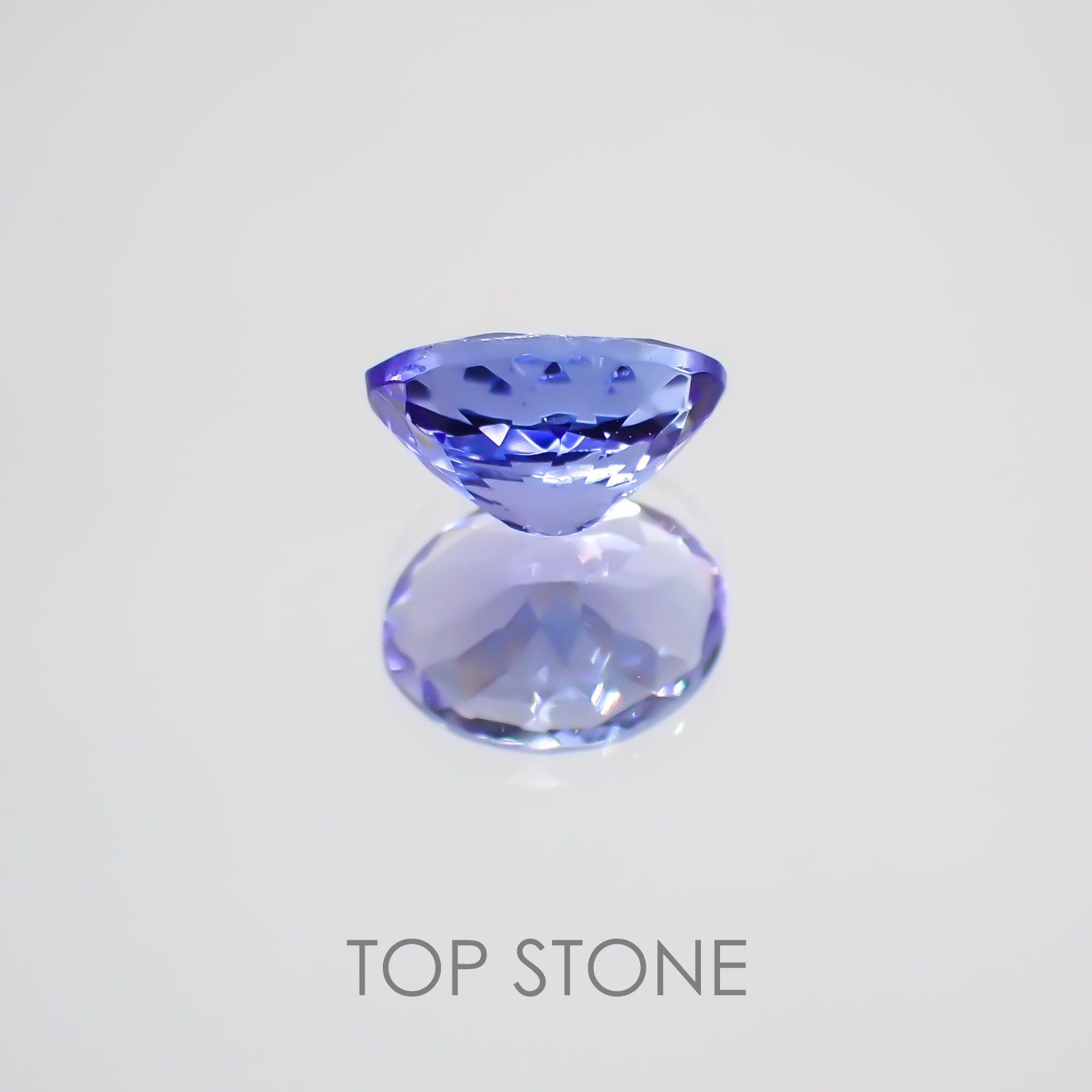 タンザナイト(宝石名タンザナイト) タンザニア産 0.89ct 識別済[210210064]7.2×5.4mm前後