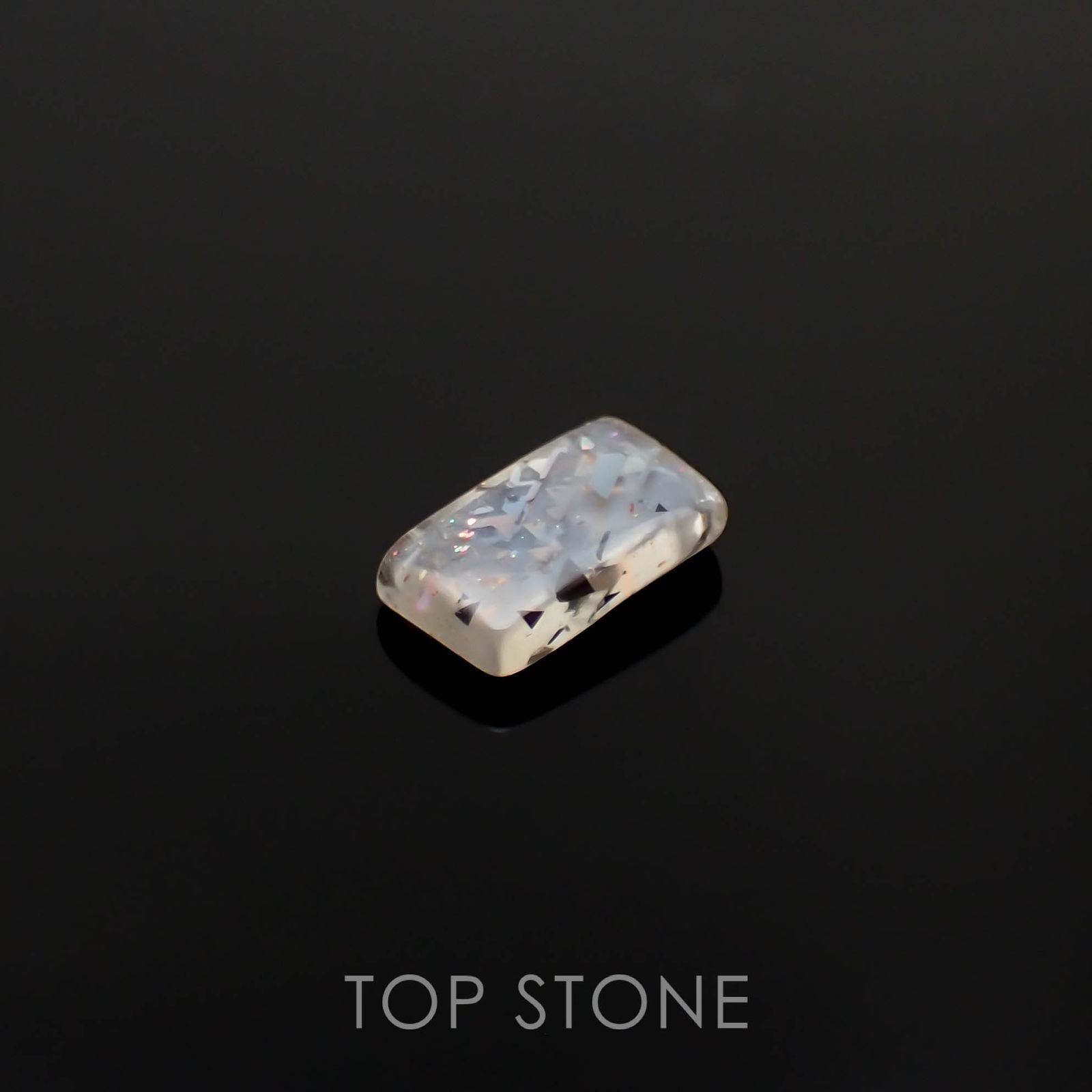 レインボーラティスサンストーン オーストラリア産 0.72ct[230220753]7.3x4.1mm前後
