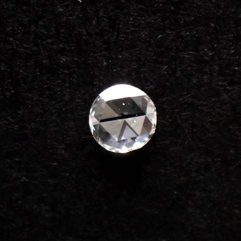 ◇ローズカット◇ダイヤモンド SI-VS / D-G(宝石名ダイアモンド) 0.057ct 識別済[210510903]2.4×2.4mm前後