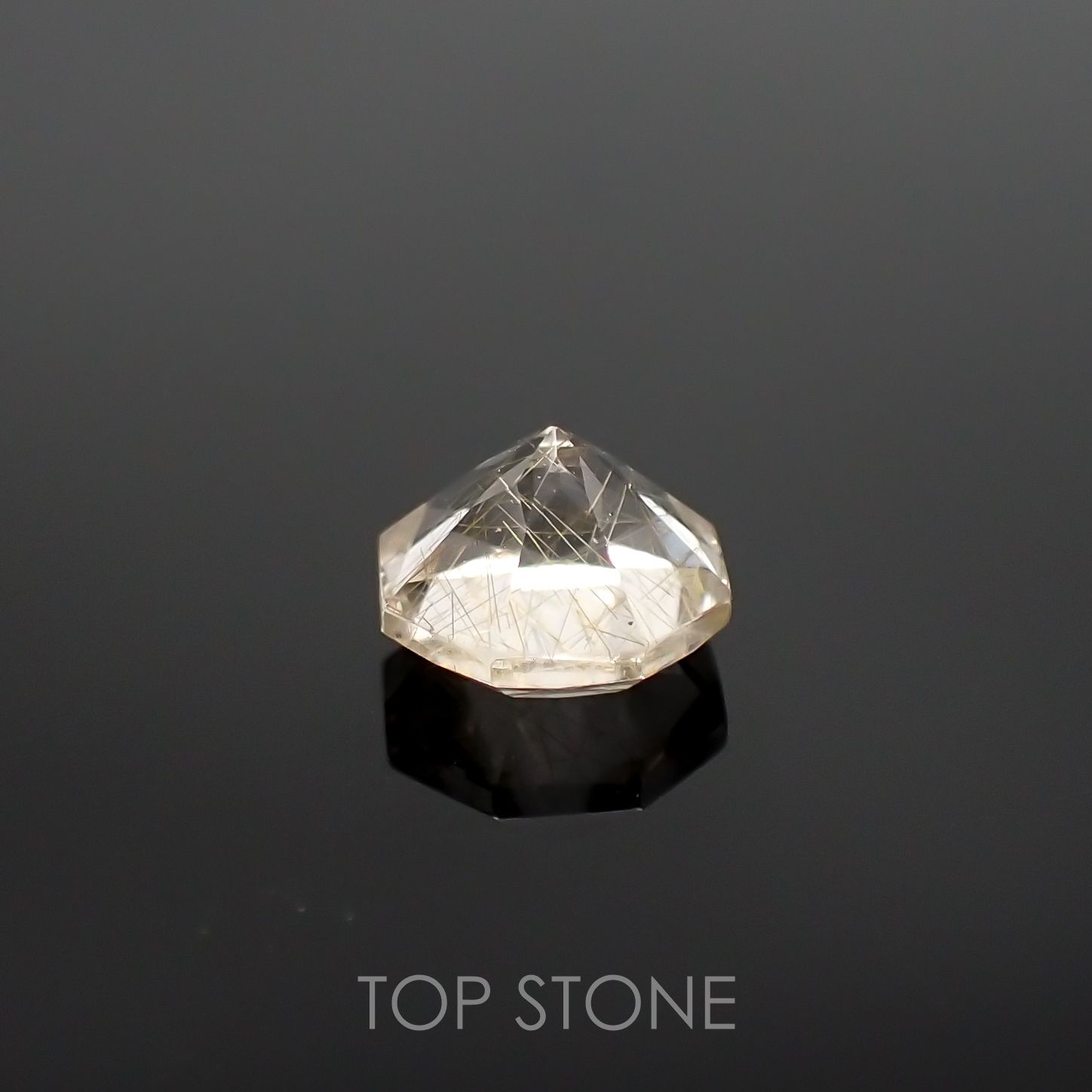 ◇オクタゴンカット◇ルチルクォーツSA(宝石名ルチルレイテッド・クォーツ) ブラジル産 0.92ct 識別済[210611303]6.2×6.1mm前後