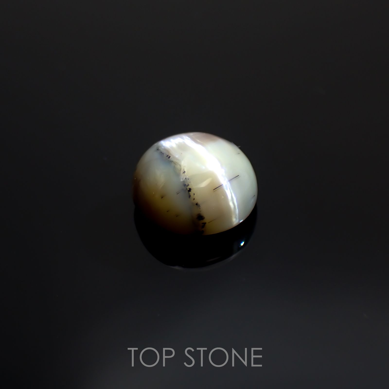 オパールキャッツアイ ブラジル・バイーア州産 2.74ct[220917846]9.8x9.7mm前後