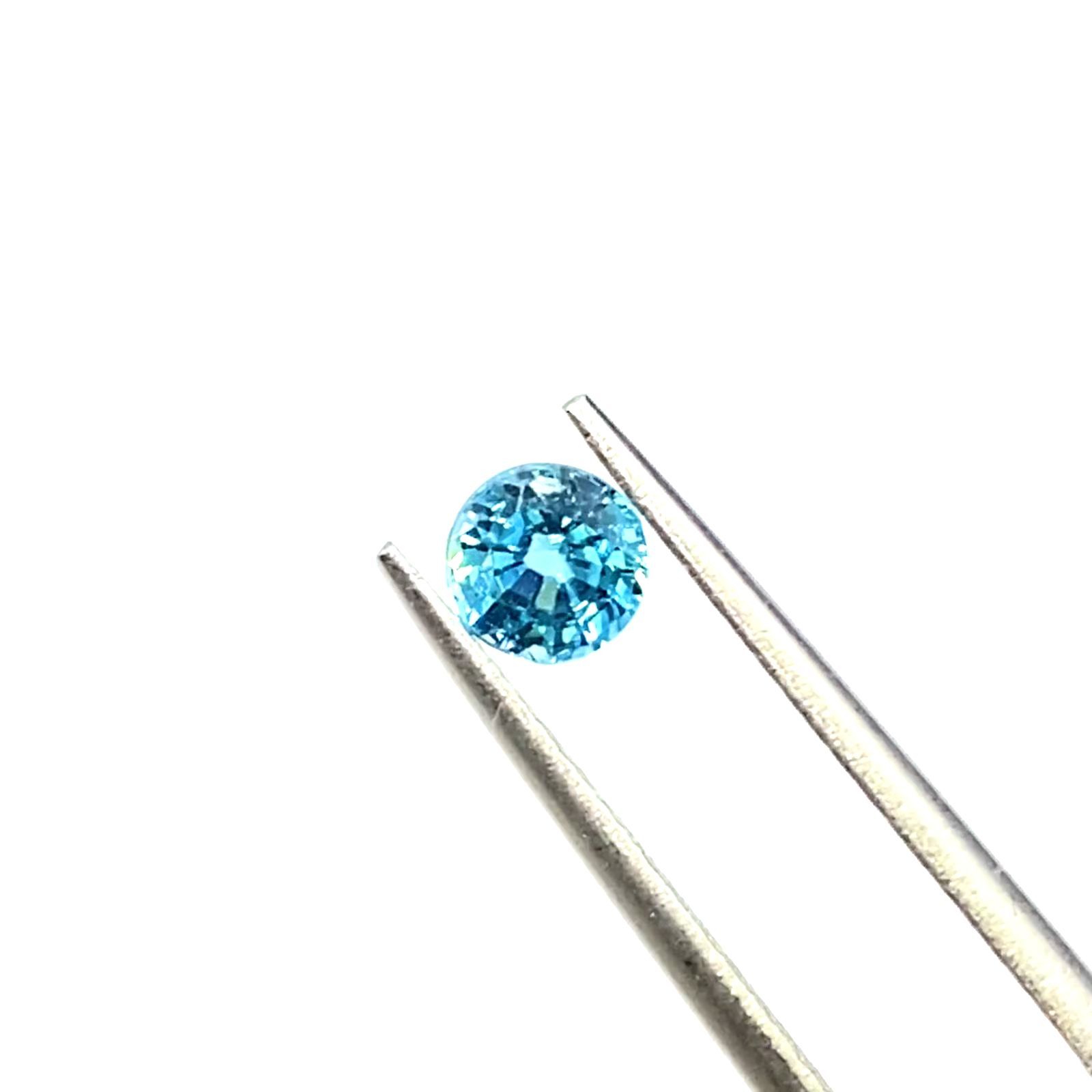 ブルージルコン(宝石名ブルー・ジルコン)カンボジア産 0.62ct