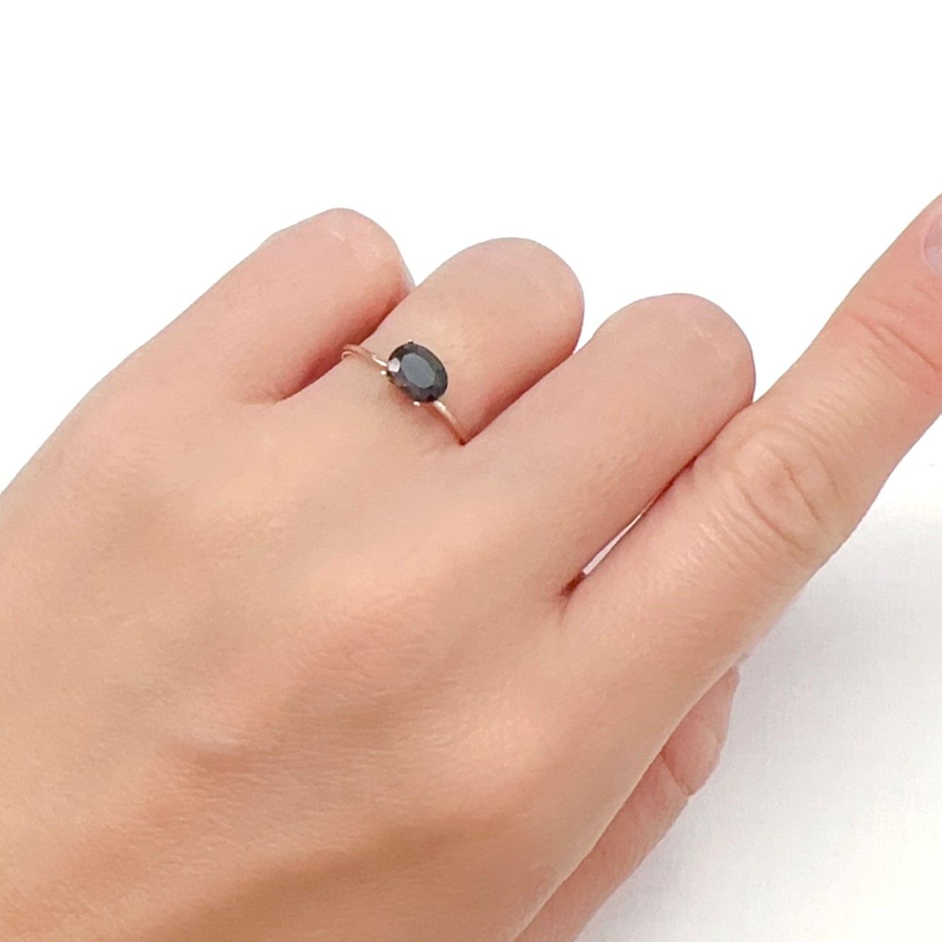 レインボースキャポライト ブラジル産 0.51ct[240326871]7x5.1mm前後