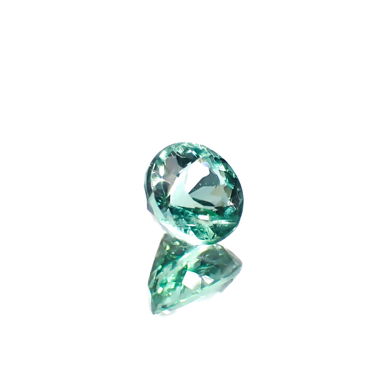 パライバトルマリン(宝石名トルマリン/別名パライバ・トルマリン)ブラジル・パライバ州バターリャ鉱山産 0.293ct ソ付(宝貴協)[240928758]3.97x3.95mm前後