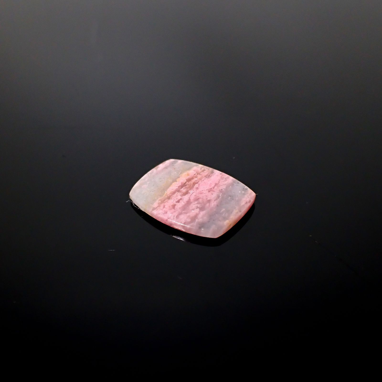 ピンクパッションクォーツ イタリア産 6.17ct [250730634]18.3x14.4mm前後