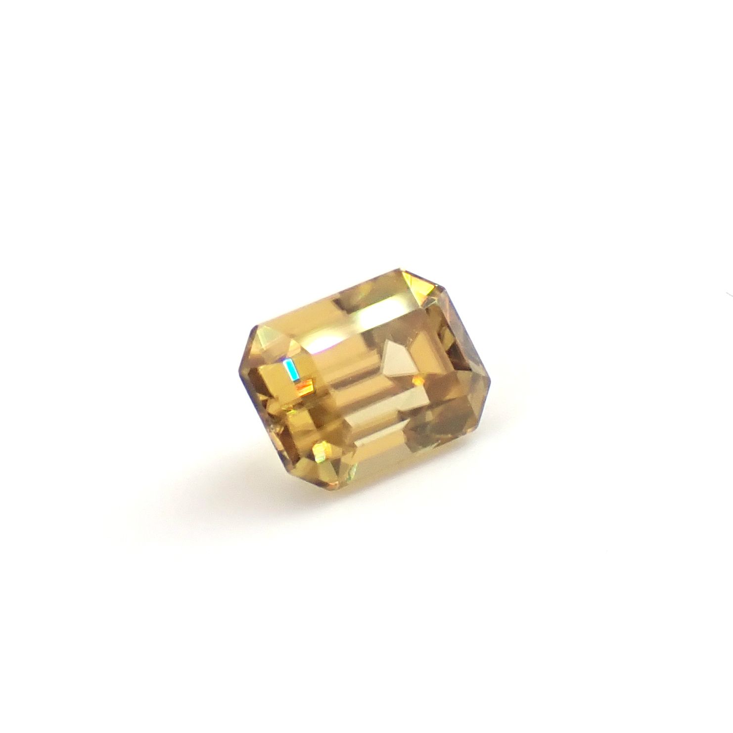 イエロージルコン スリランカ/カンボジア産 2.33ct / 7.5x5.5mm前後 [260932971]