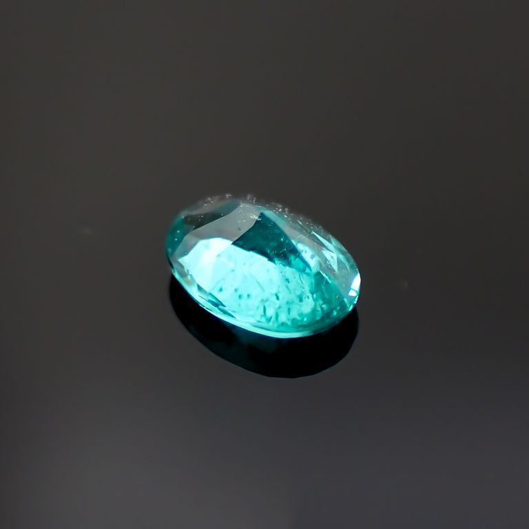 パライバトルマリン ブラジル産 0.19ct[221018790]4.4x3.1mm前後