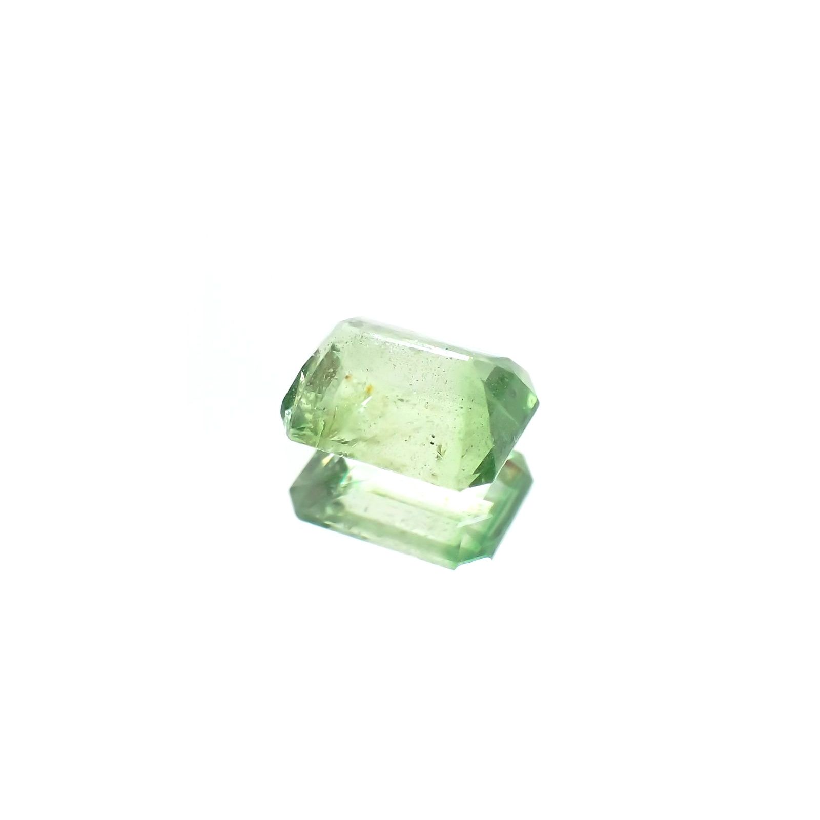 バイカラーツァボライト(宝石名グリーン グロッシュラー・ガーネット) タンザニア産 識別済 1.12ct / 6.6x5mm前後 [210711914]