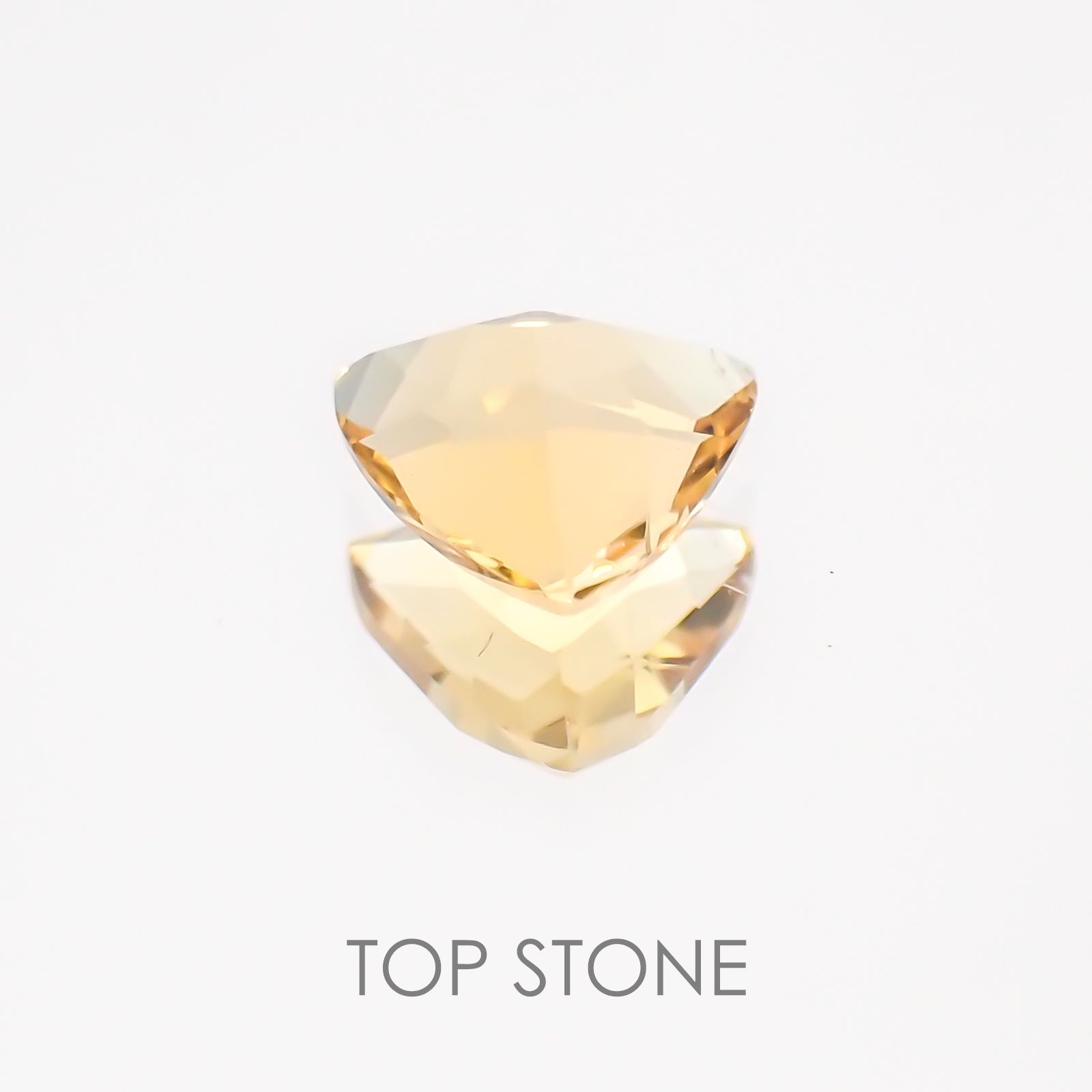 インペリアルトパーズ(宝石名トパーズ) ブラジル産 0.36ct 識別済[20127867]4.5×4.9mm前後