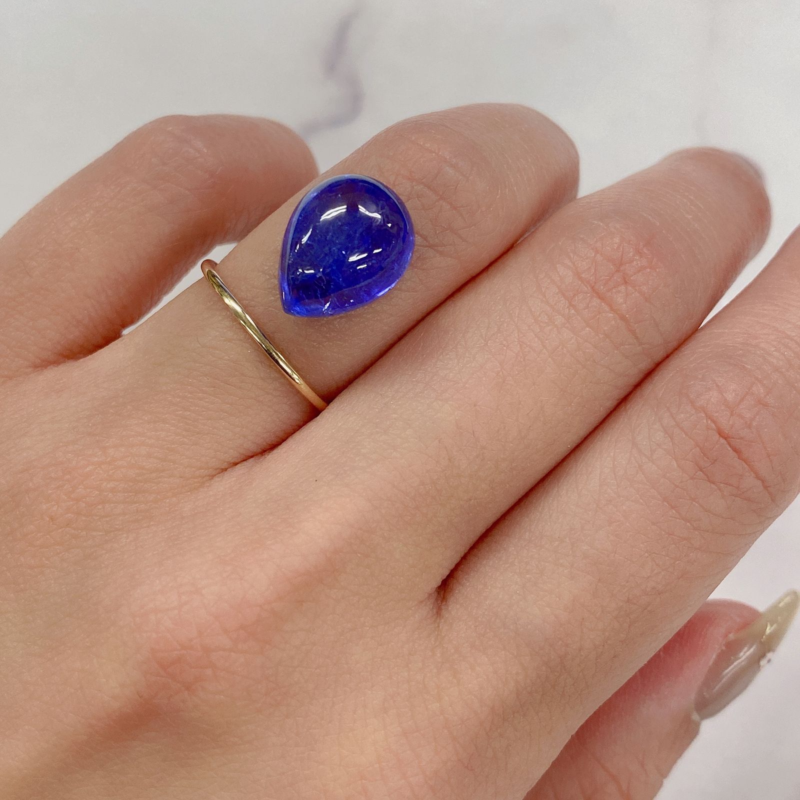 タンザナイト(宝石名タンザナイト)タンザニア産 8.41ct 識別済[220817262]13.4x10.4mm前後