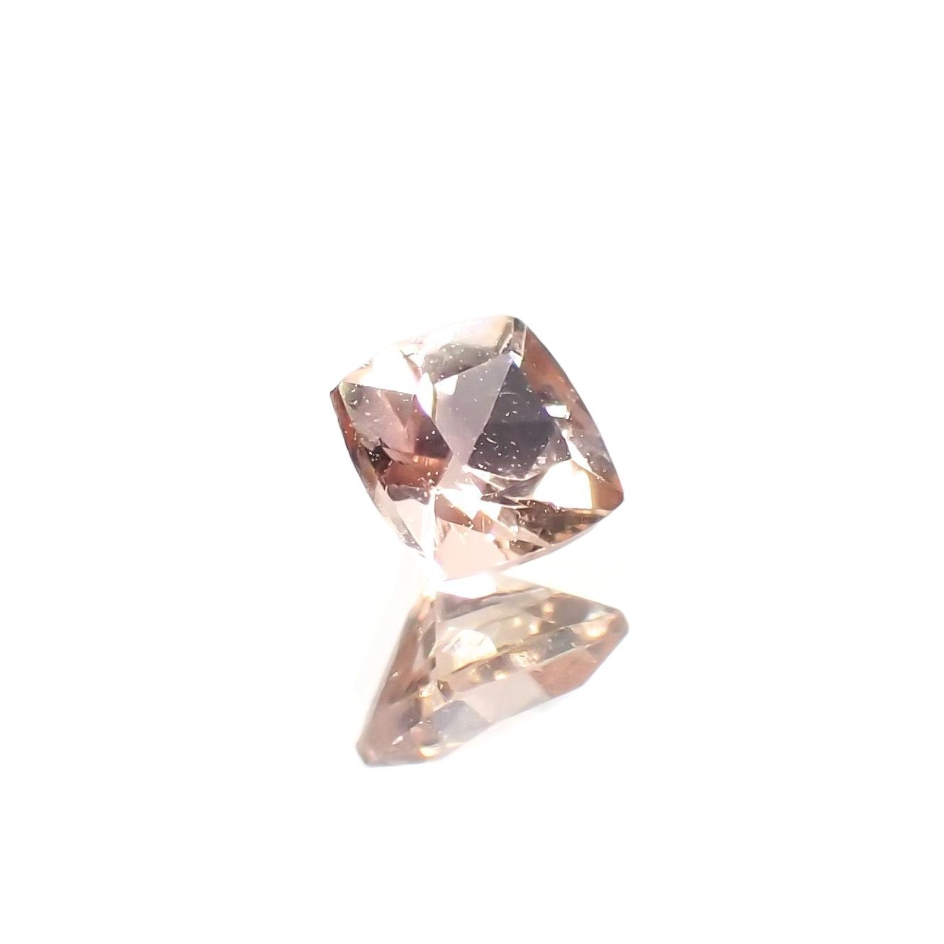 インペリアルトパーズ ブラジル産 0.15ct / 3x3mm前後 [230923550]