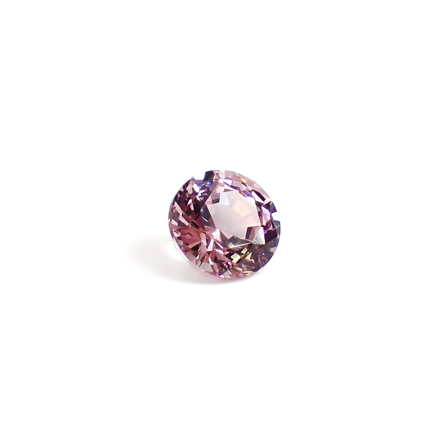 ドラゴンガーネット タンザニア産 0.60ct / 5x5mm前後 [260532242]