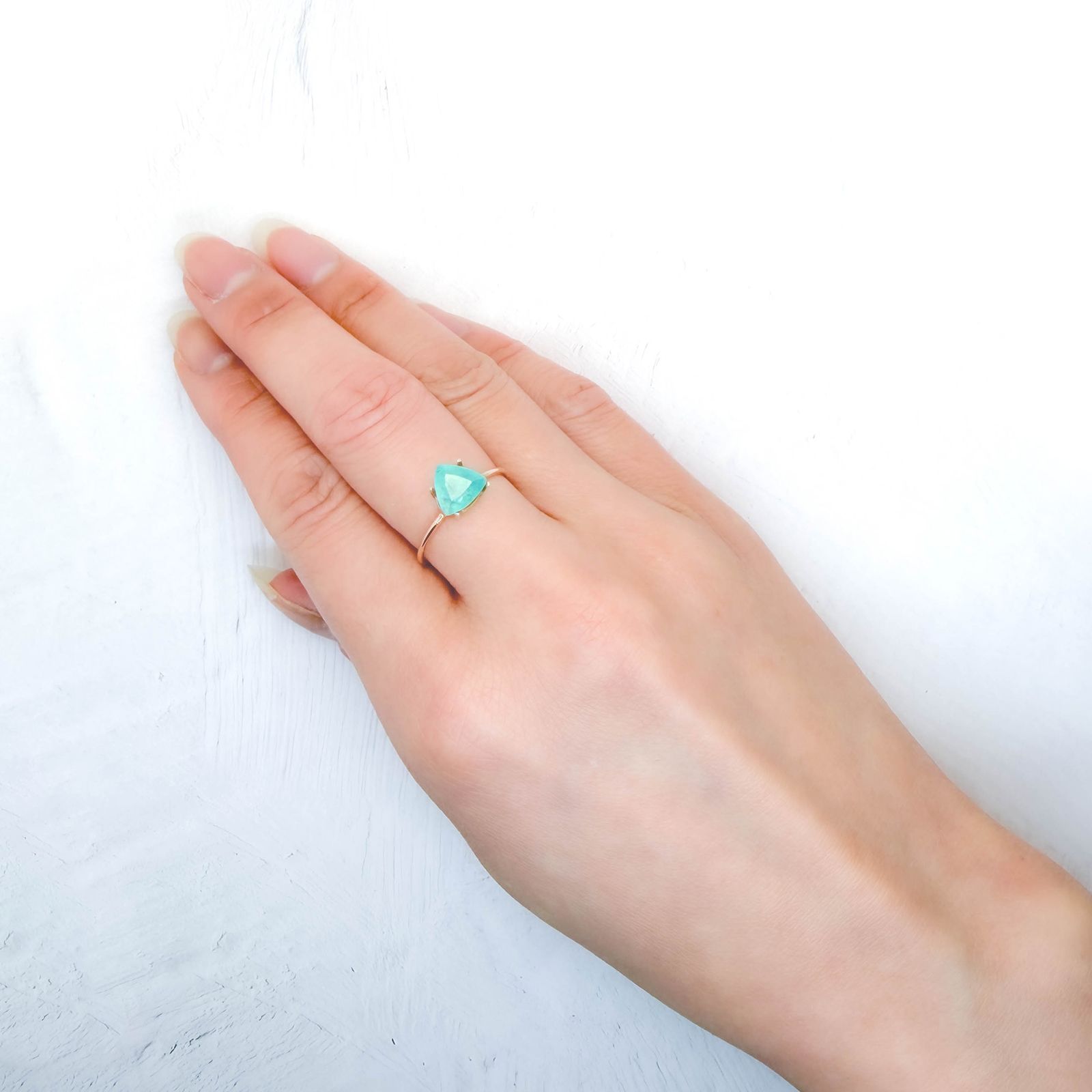 ブルースミソナイト ナミビア産 1.89ct / 7.2x7.8mm前後 [260331914]