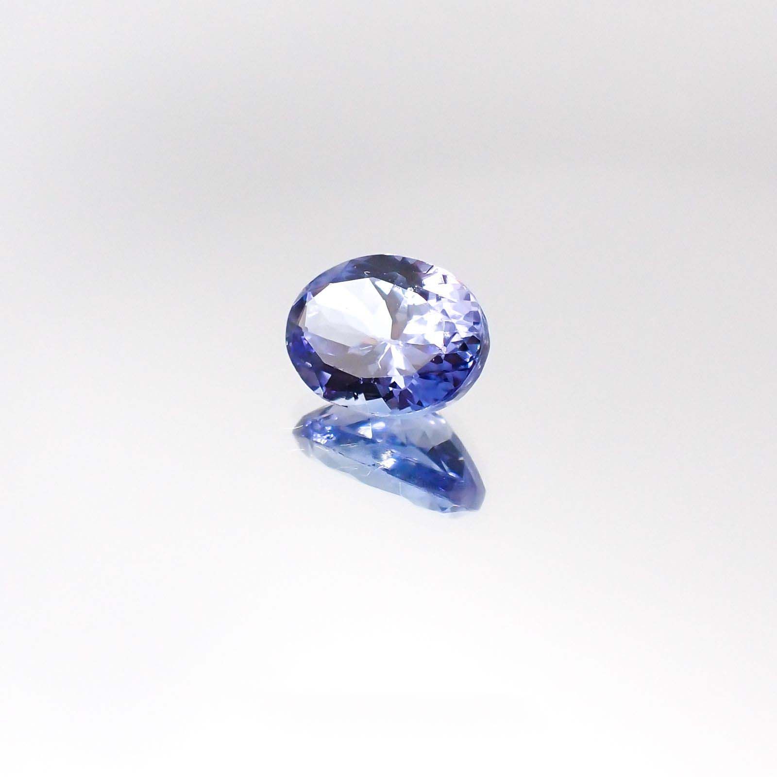 タンザナイト(宝石名タンザナイト)タンザニア産 1.71ct 識別済[230723003]8.4x6.4mm前後