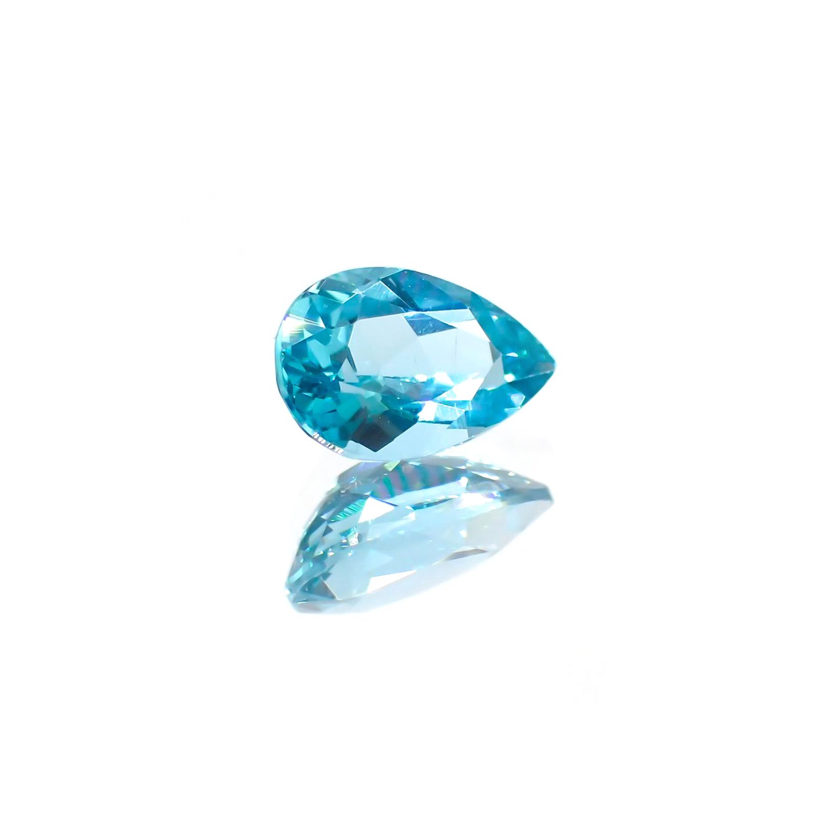 アパタイト(宝石名アパタイト) マダガスカル産 0.75ct 識別済[211013524]7.3×4.8mm前後
