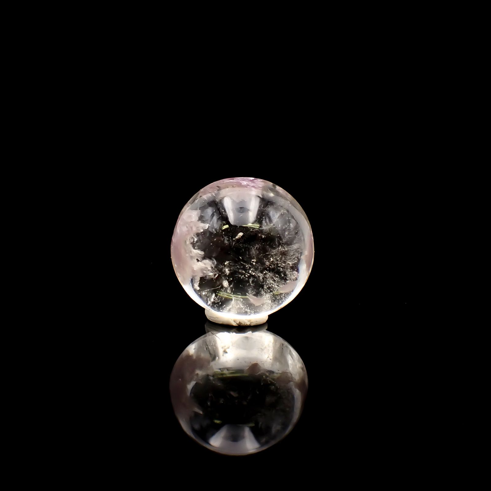 レピドライトインクォーツ ブラジル・ミナスジェライス州産 17.43ct / 16.9x16.7mm前後 [260331880]
