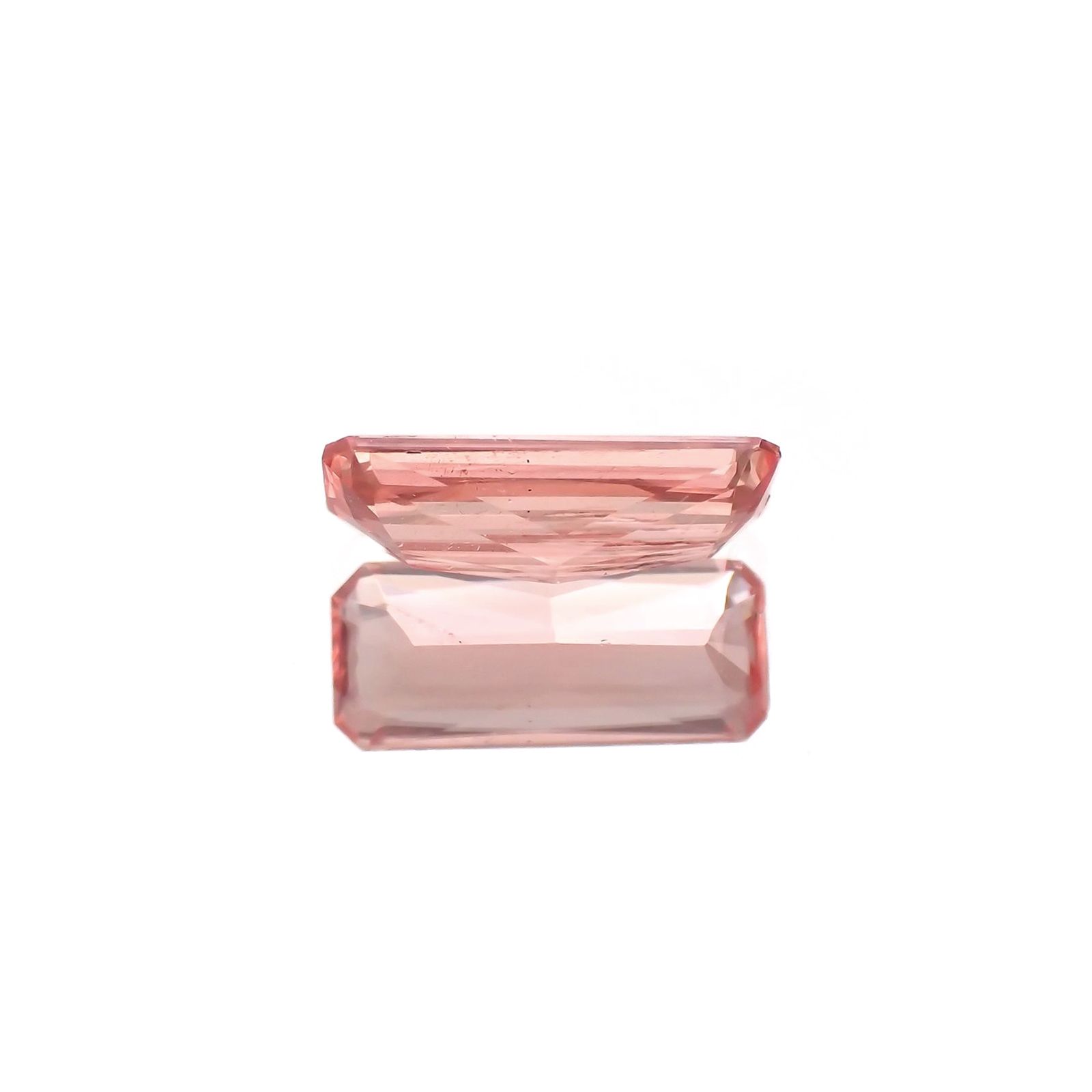 ロードクロサイト(宝石名ロードクロサイト)アメリカ・コロラド州スイートホームマイン産 識別済 0.94ct / 9x3.8mm前後 [221018923]