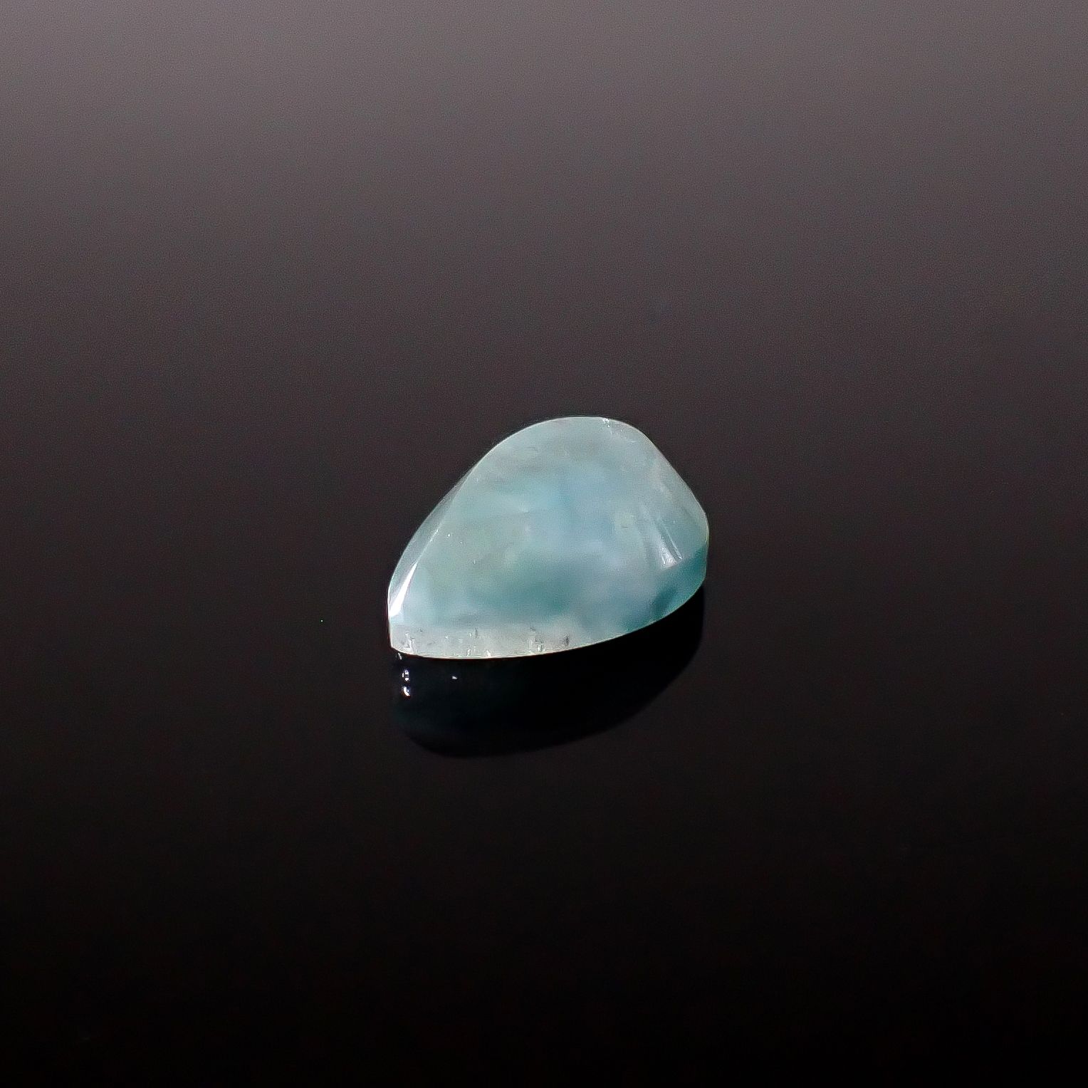 パライバクォーツ ブラジル産 2.57ct / 10.9x7.7mm前後 [260331865]