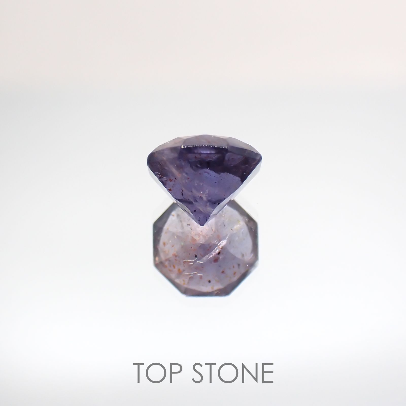 ◇オクタゴンカット◇ブラッドショットアイオライトSA(宝石名アベンチュリン・アイオライト) インド産 0.85ct 識別済[210610992]6×6mm前後