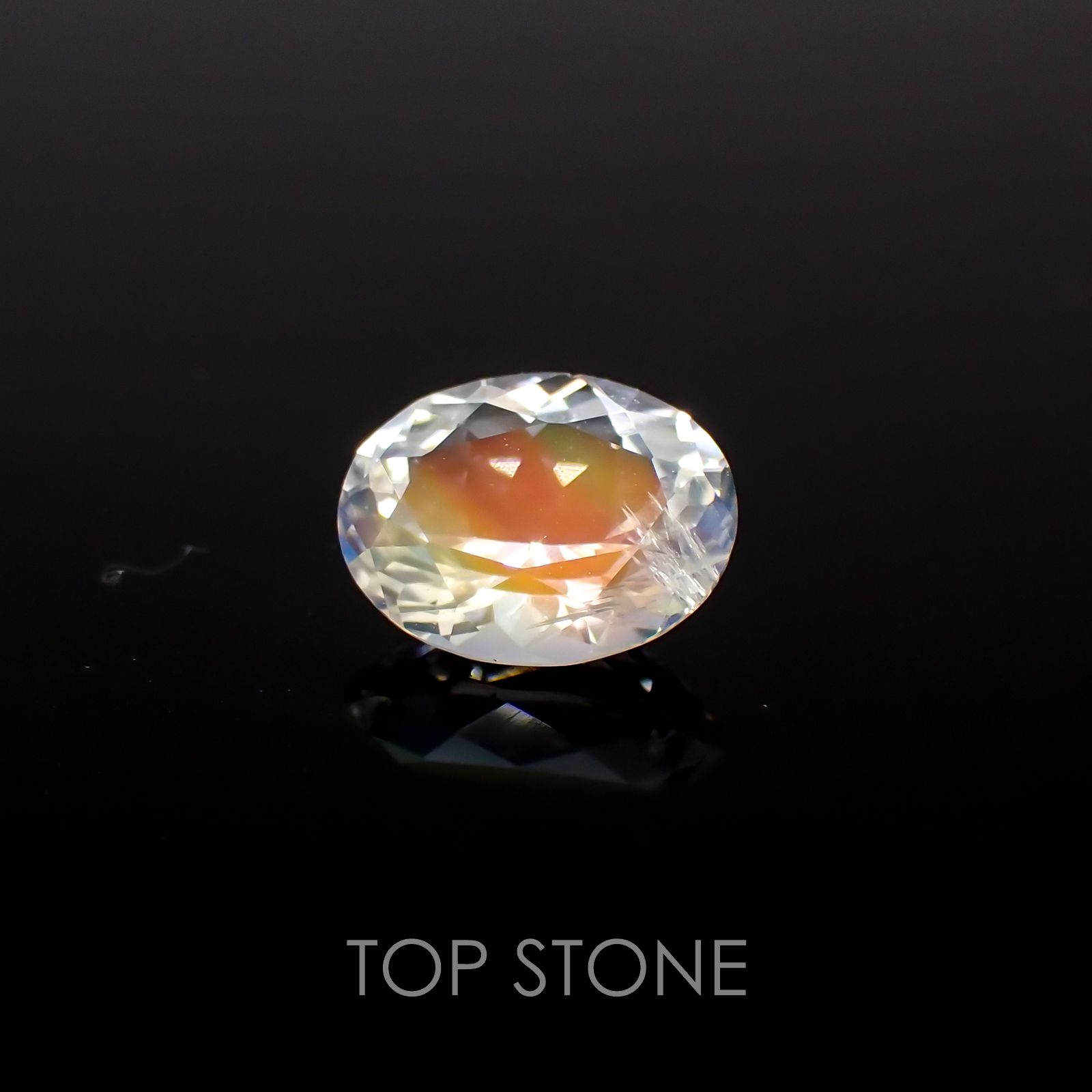 レインボームーンストーン(アンデシンラブラドライト) マダガスカル産 ルース 0.84ct[210410561]7.3×5.7mm前後 | TOP  STONE(トップストーン)