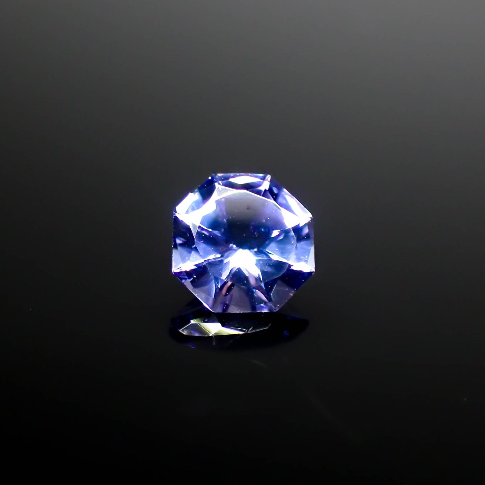 ◇オクタゴンカット◇タンザナイト(宝石名タンザナイト)タンザニア産 0.48ct 識別済[240628128]5x5mm前後