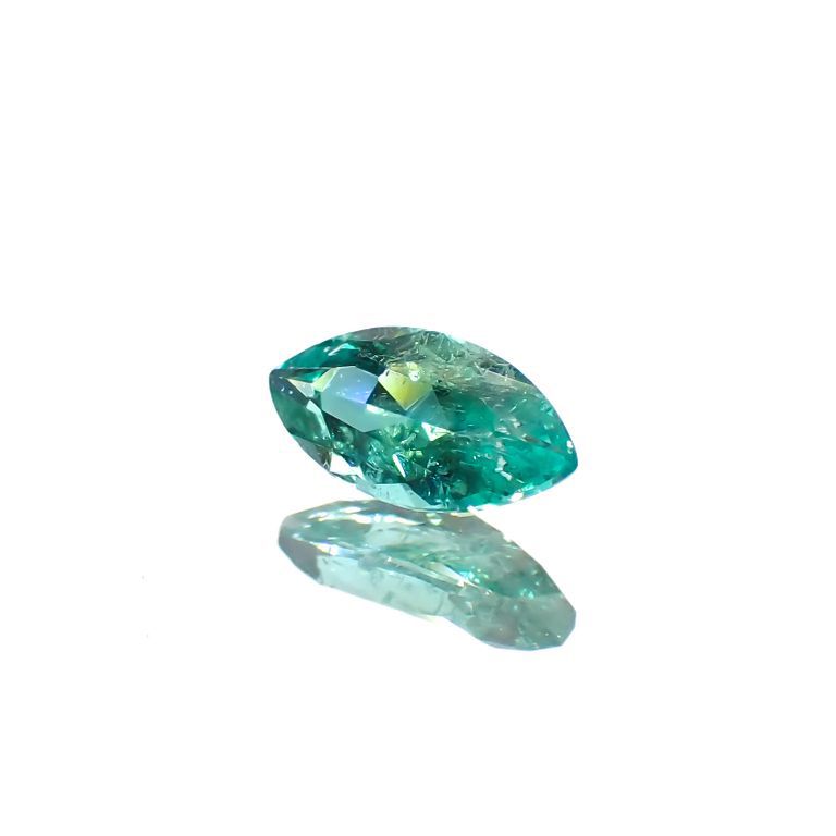 パライバトルマリン(宝石名トルマリン/別名パライバ・トルマリン)ブラジル・キントス鉱山産 0.262ct ソ付(宝貴協)[221018729]6.2x3.1mm前後